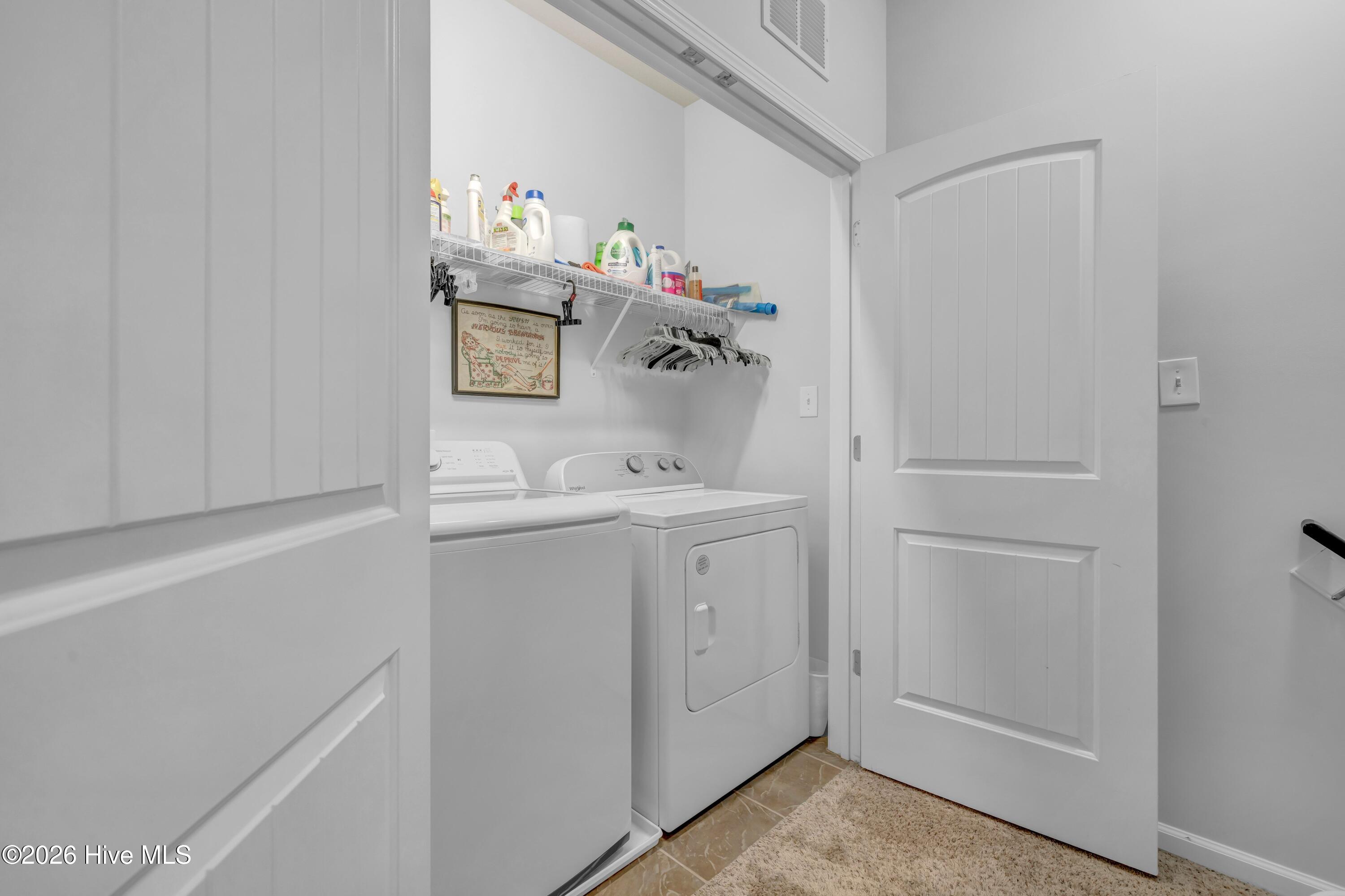 100554208 | Photo 11