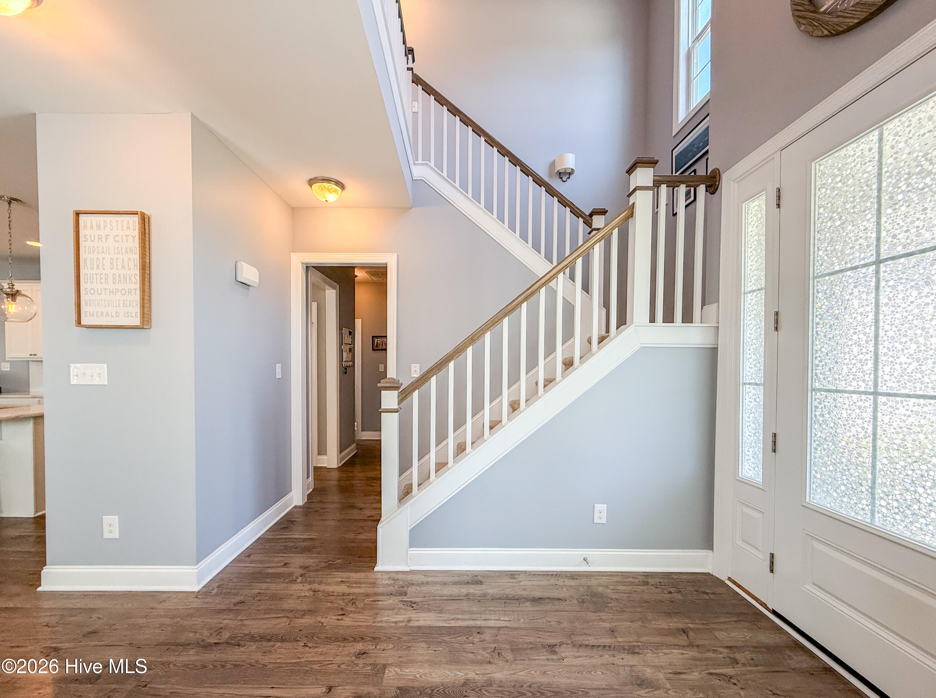 100569259 | Photo 43