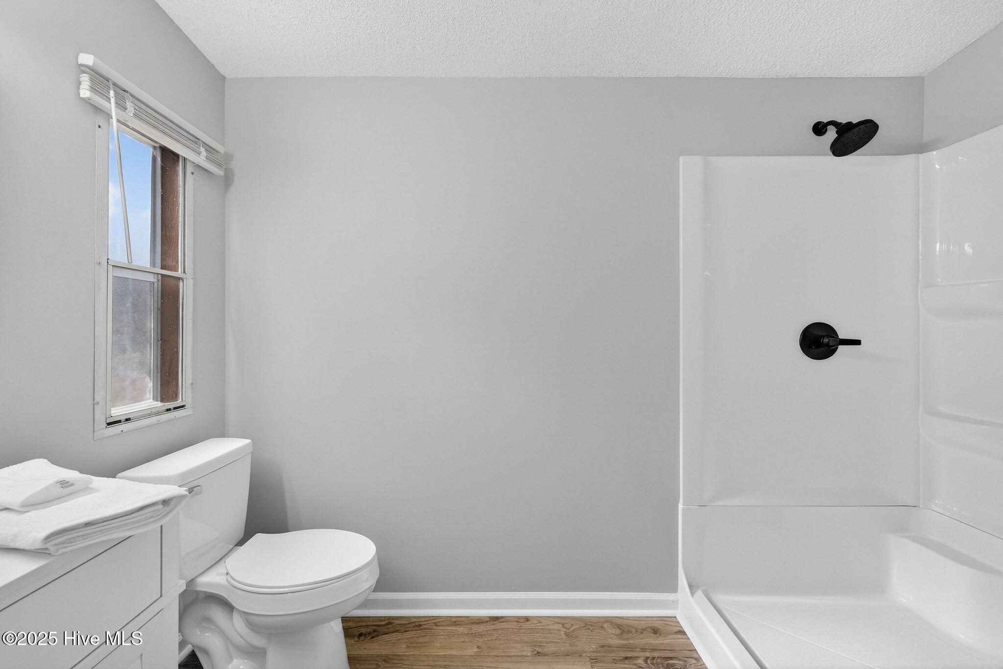 100544256 | Photo 17