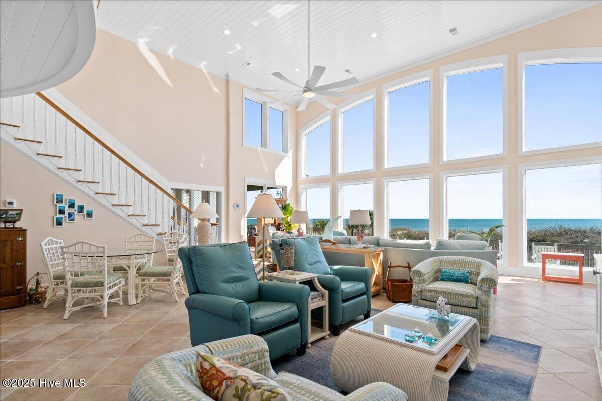 100491372 | Photo 13