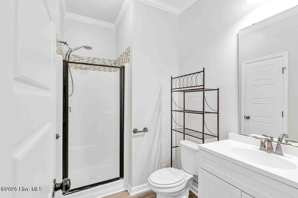 100548964 | Photo 18