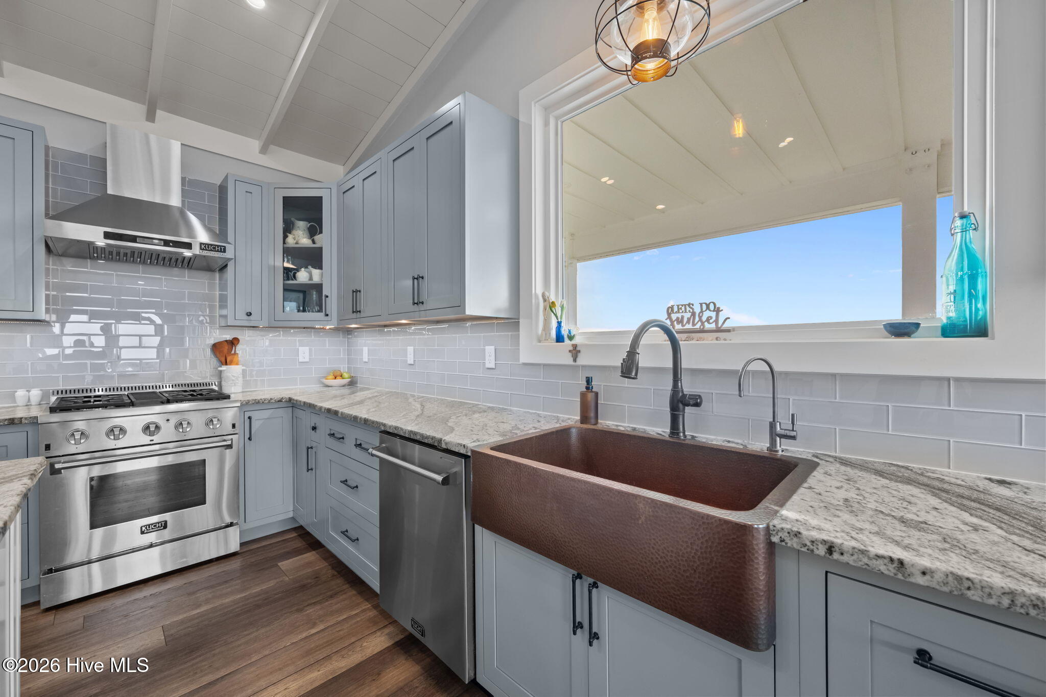 1207 S Topsail Drive, Surf City, NC, 28445