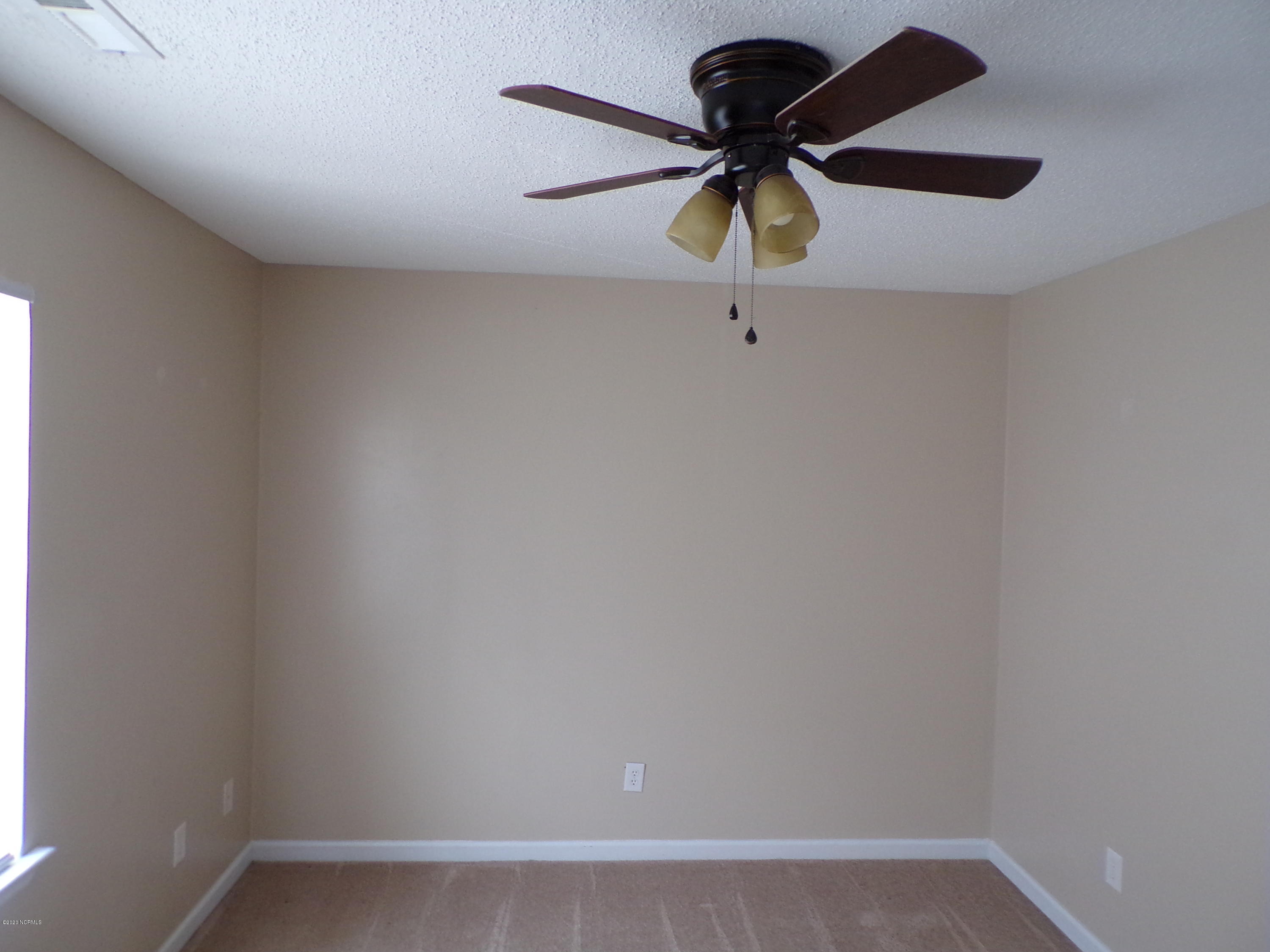 100556621 | Photo 12