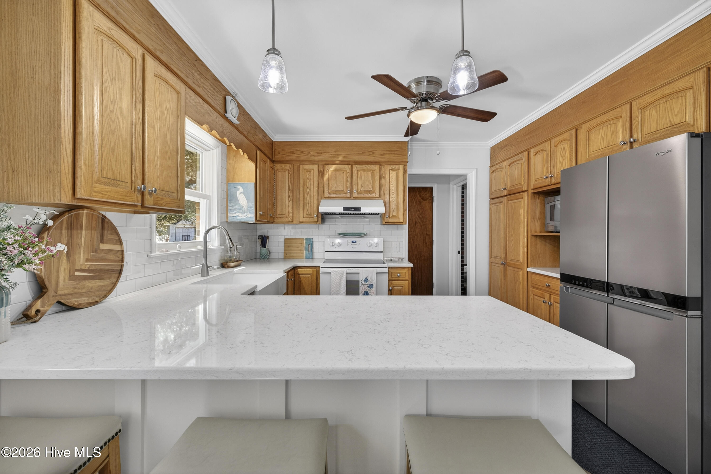 100556651 | Photo 14