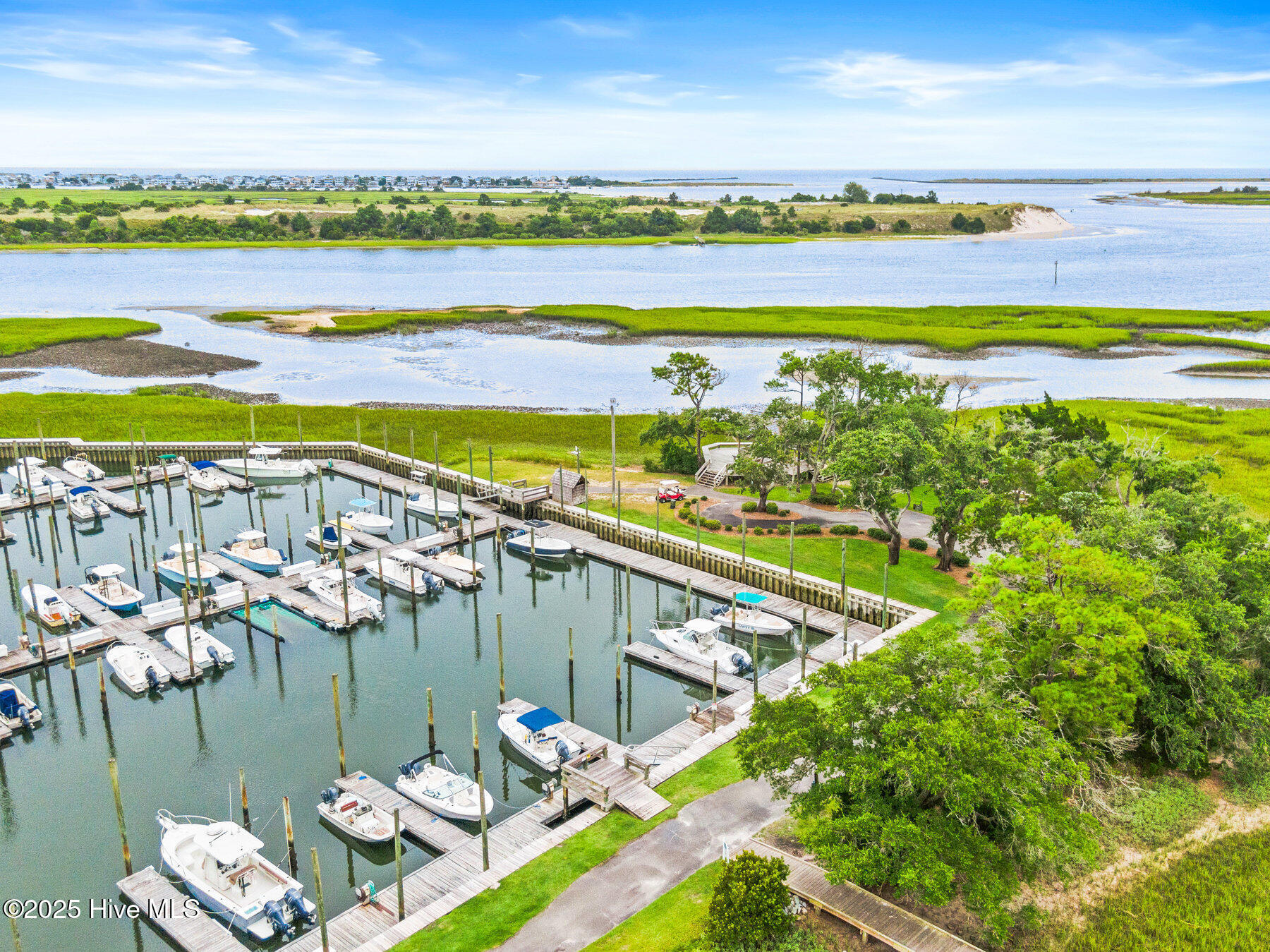 100489617 | Photo 48