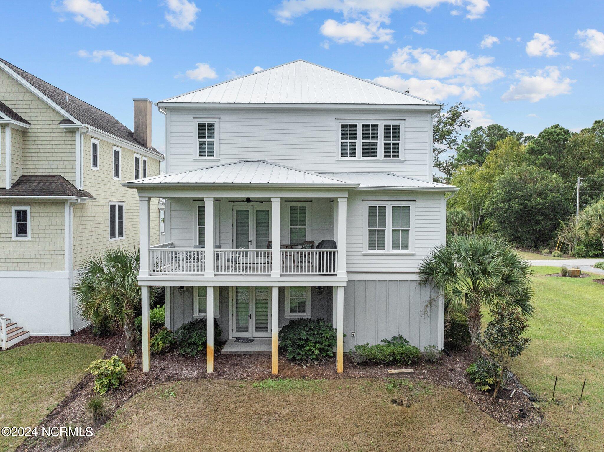 100556324 | Photo 43