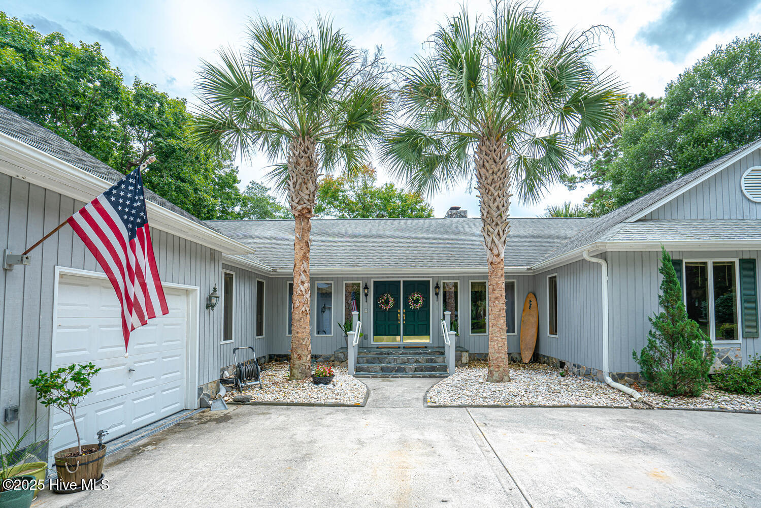 Homes for sale in Ocean Isle Beach, NC | 1653 Carriage Pl Sw, Ocean Isle Beach, NC 28469 | MLS# 100524429