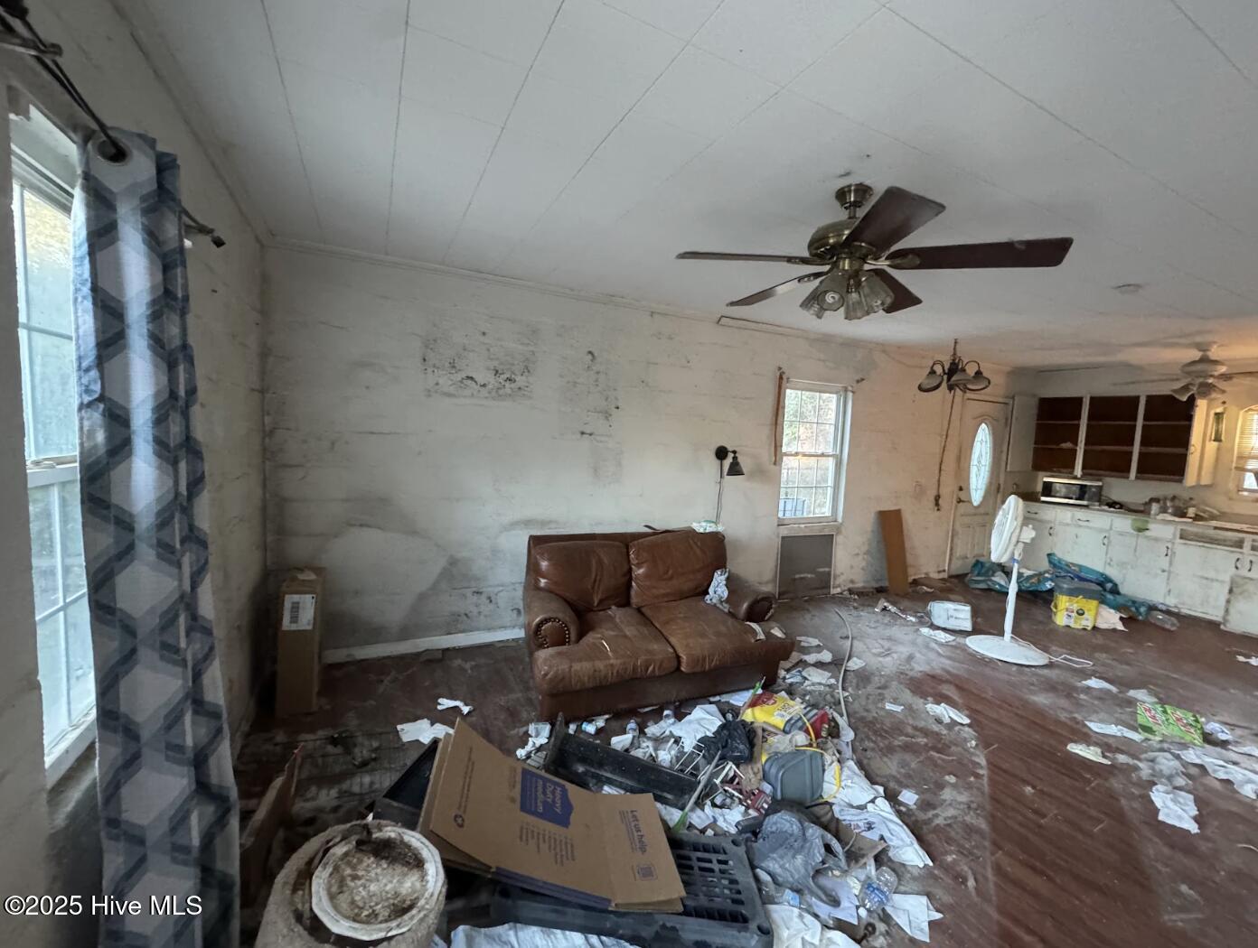 100544147 | Photo 20