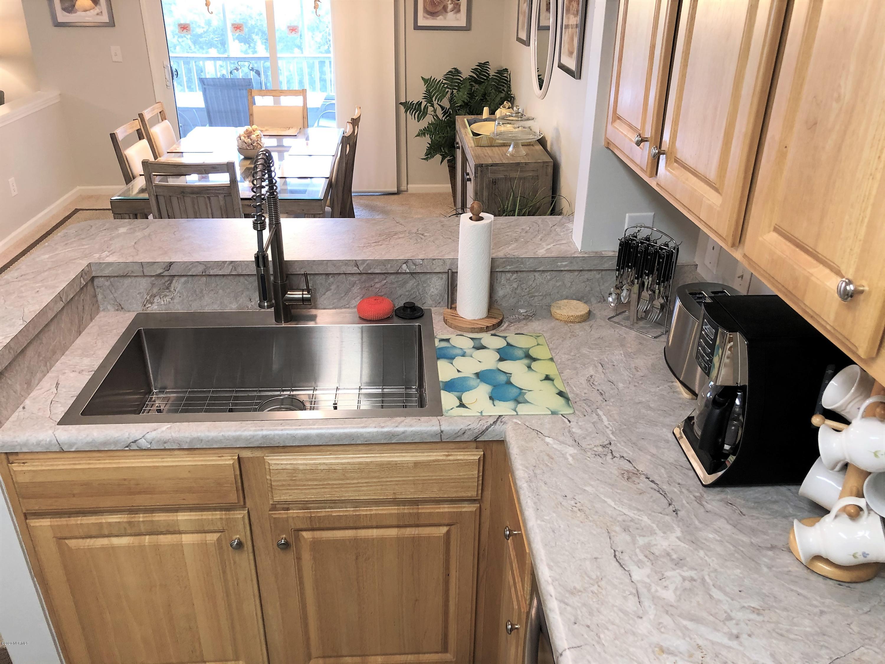 100551361 | Photo 12