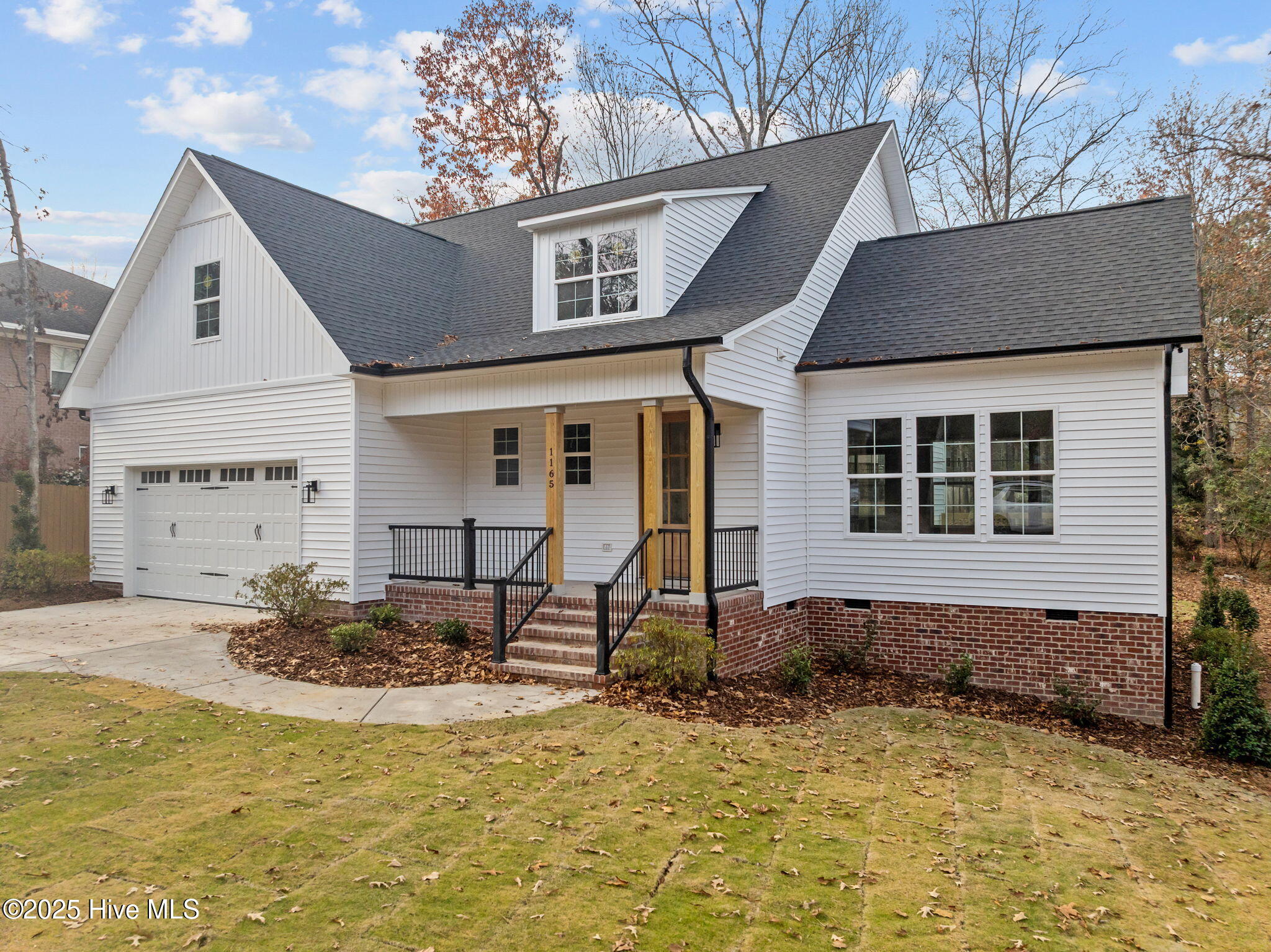 Homes for sale in Pinehurst, NC | 1165 Burning Tree Rd, Pinehurst, NC 28374 | MLS# 100515526