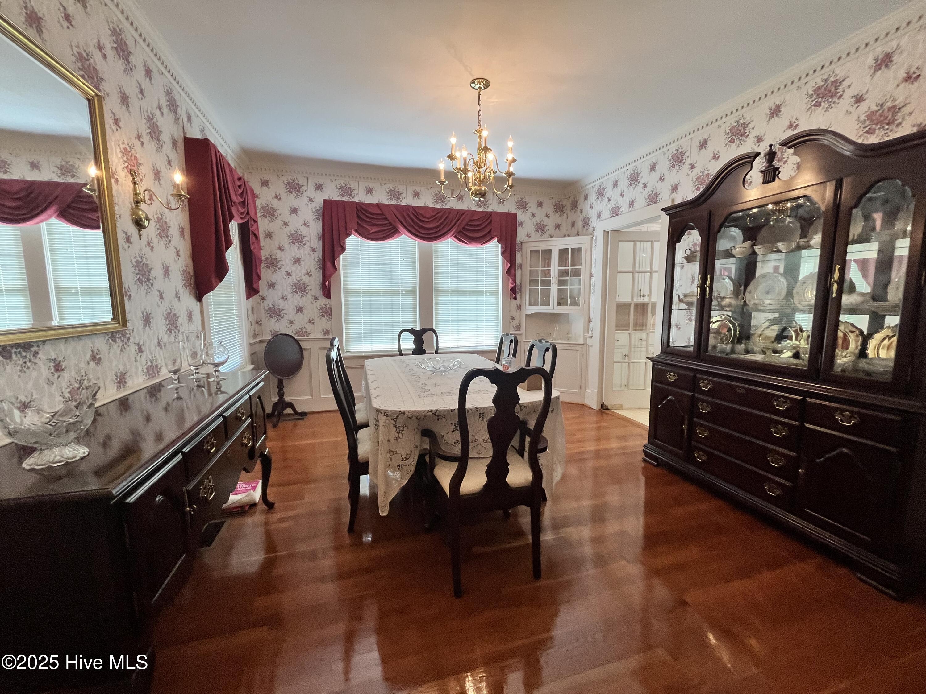 100523247 | Photo 13