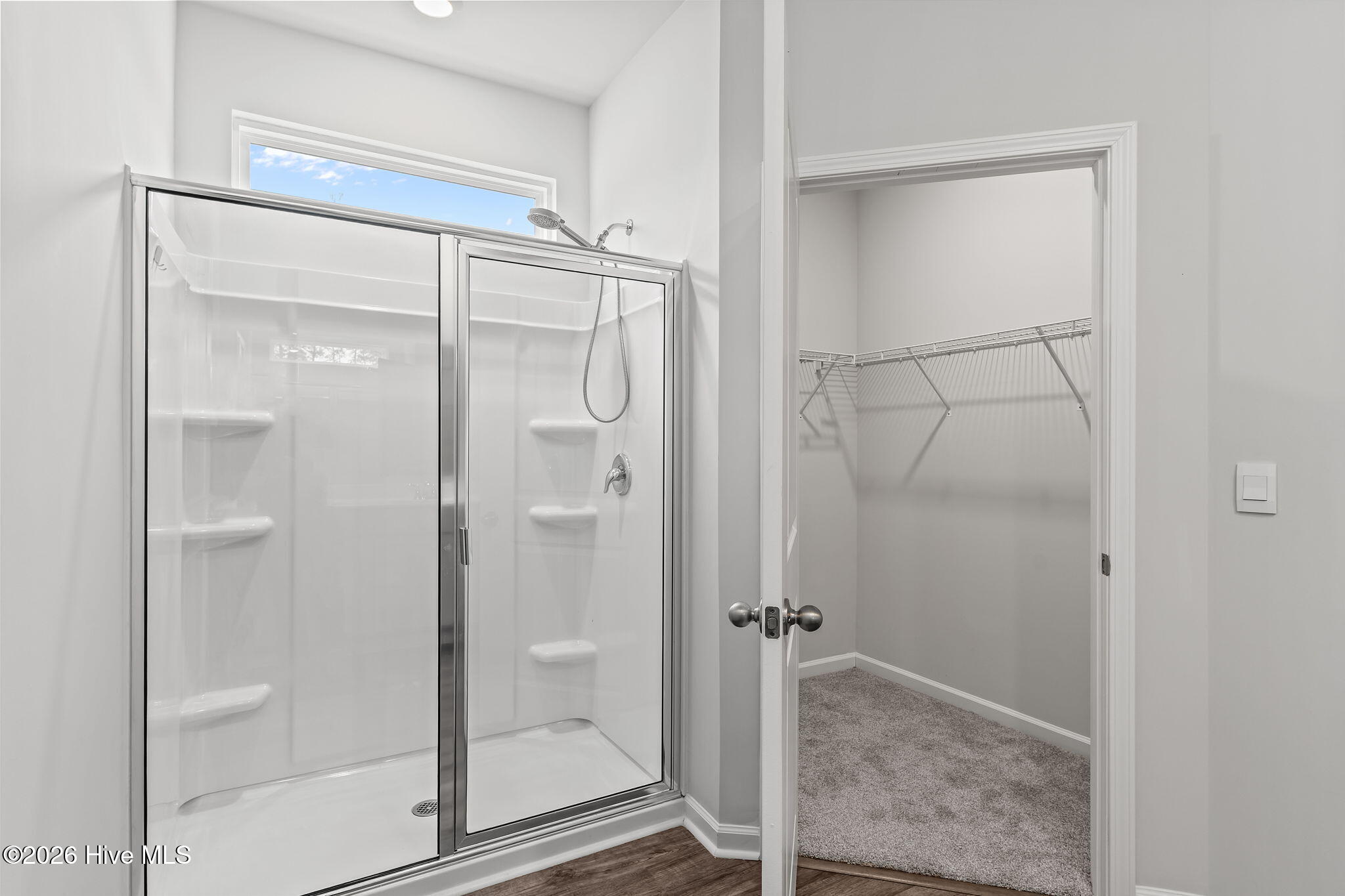 100563227 | Photo 19