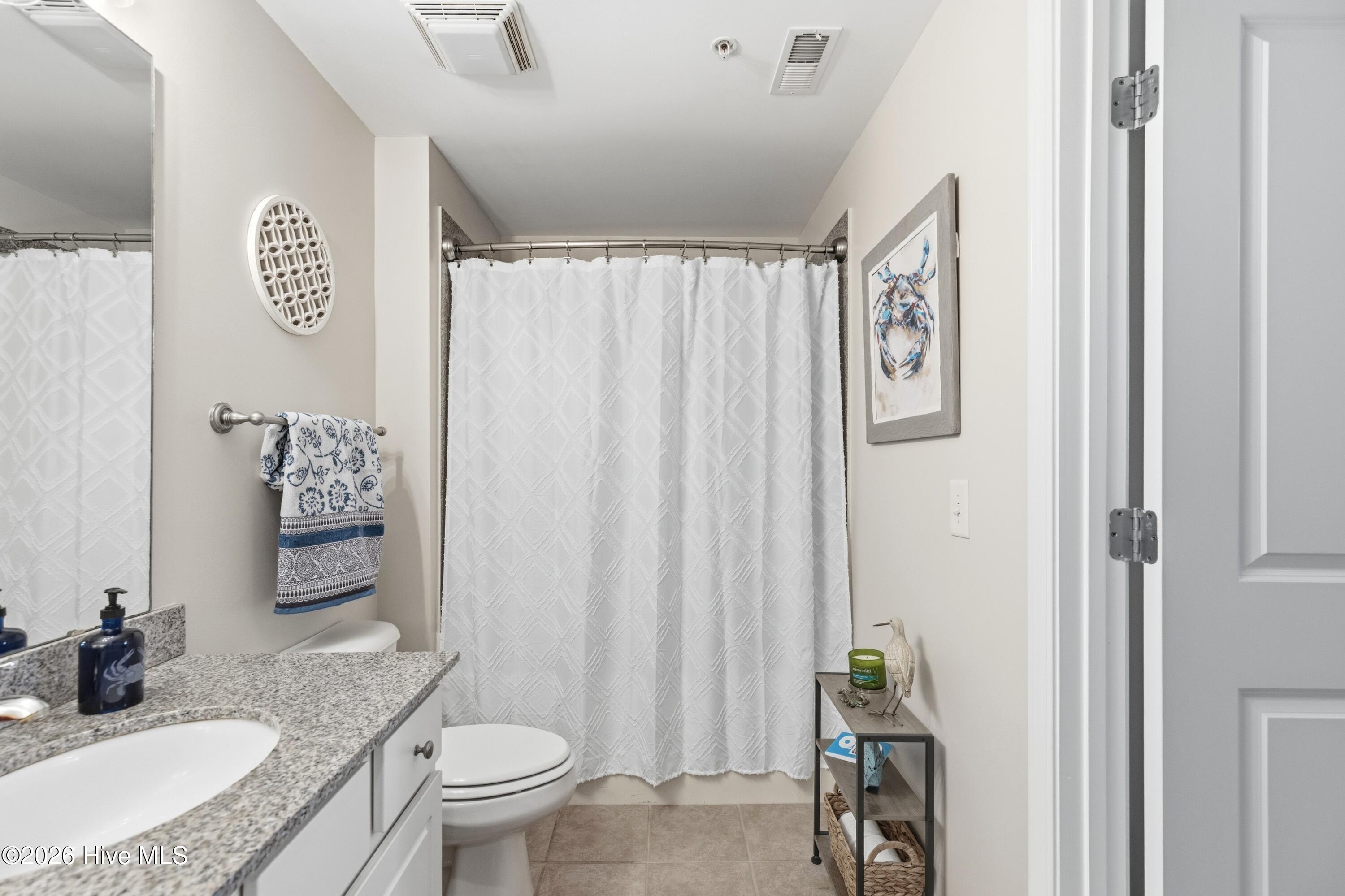 100556734 | Photo 25