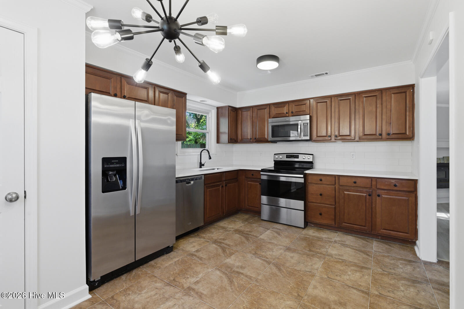 1100 Shroyer Circle, Jacksonville, NC 28540 – photo 10: shroyer-10