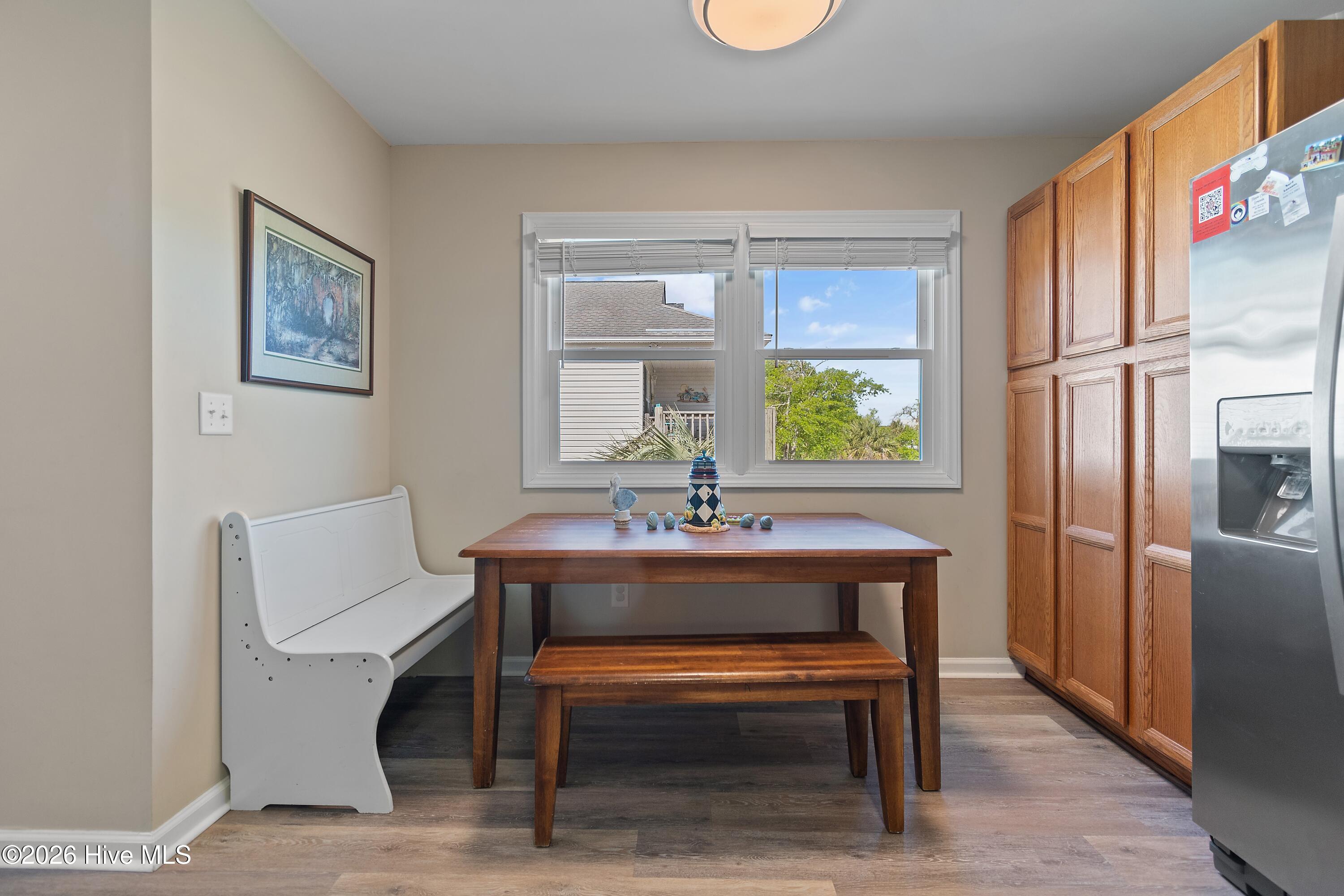 100569880 | Photo 11