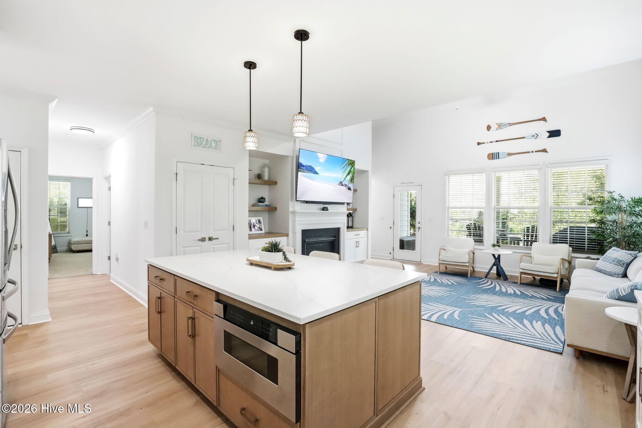 100566461 | Photo 20