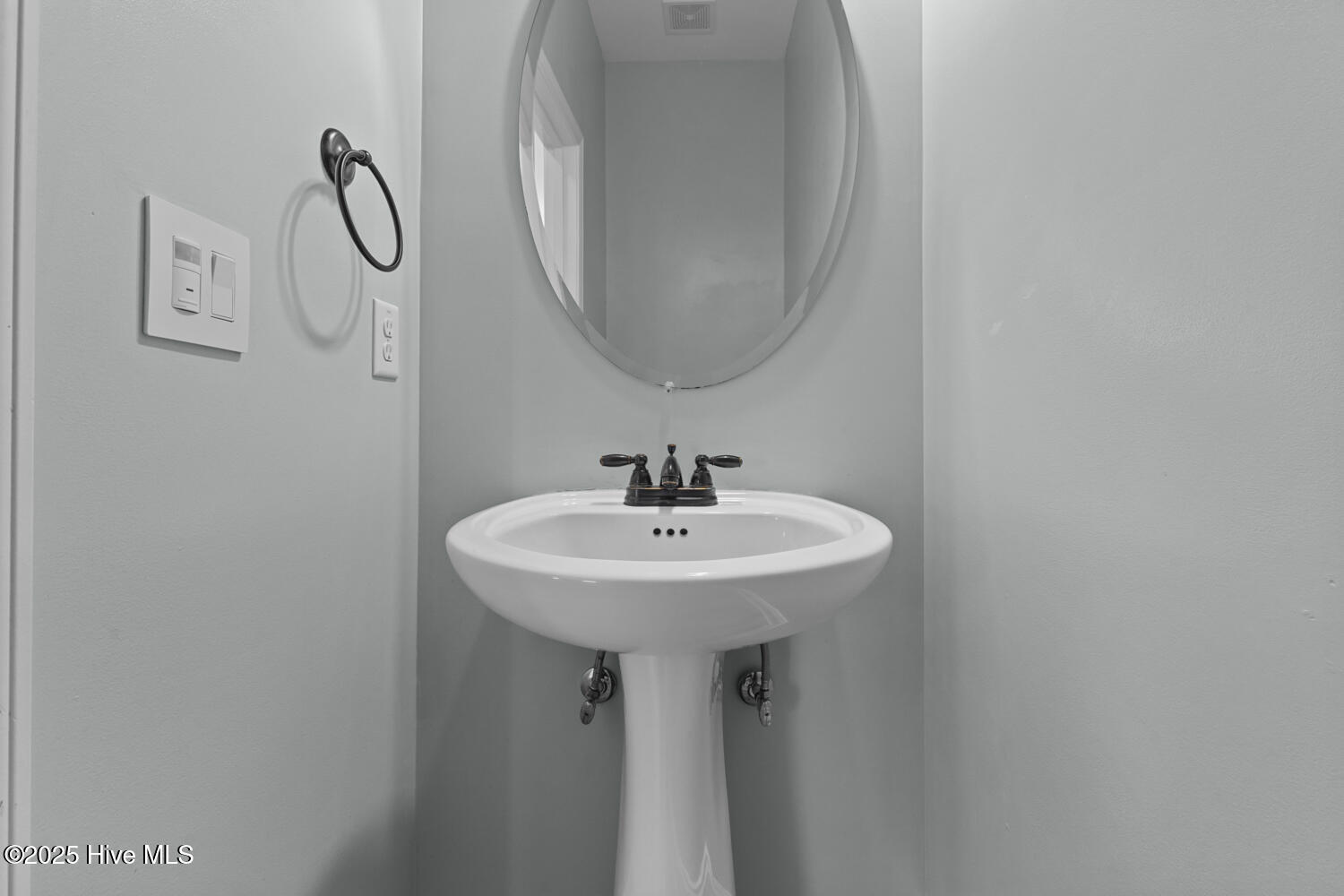 100507776 | Photo 17