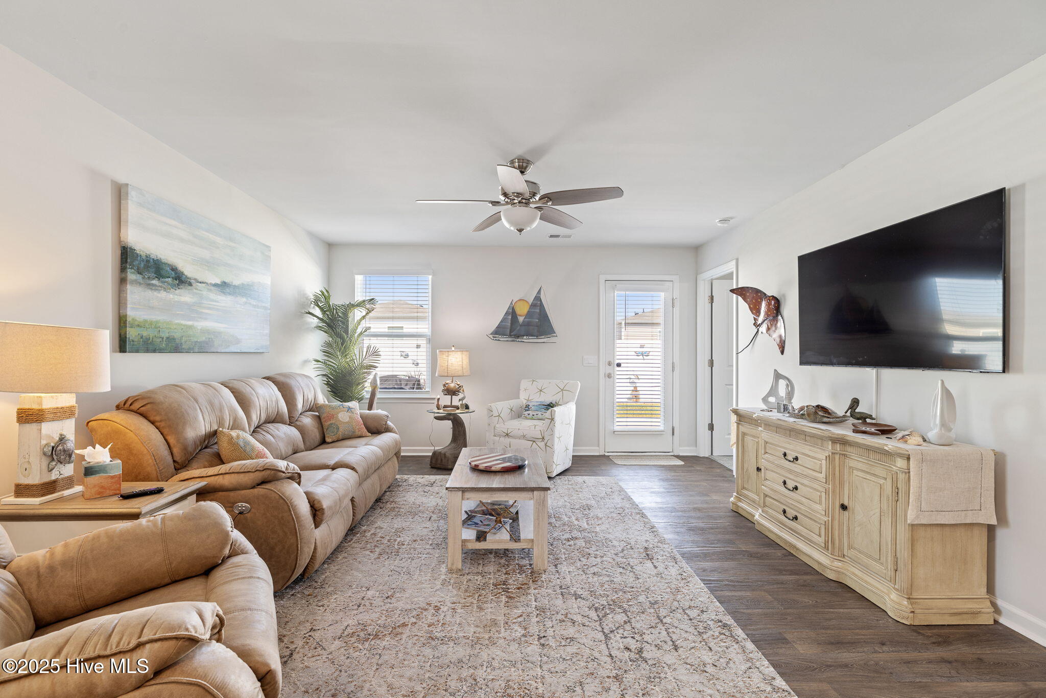 100531495 | Photo 16