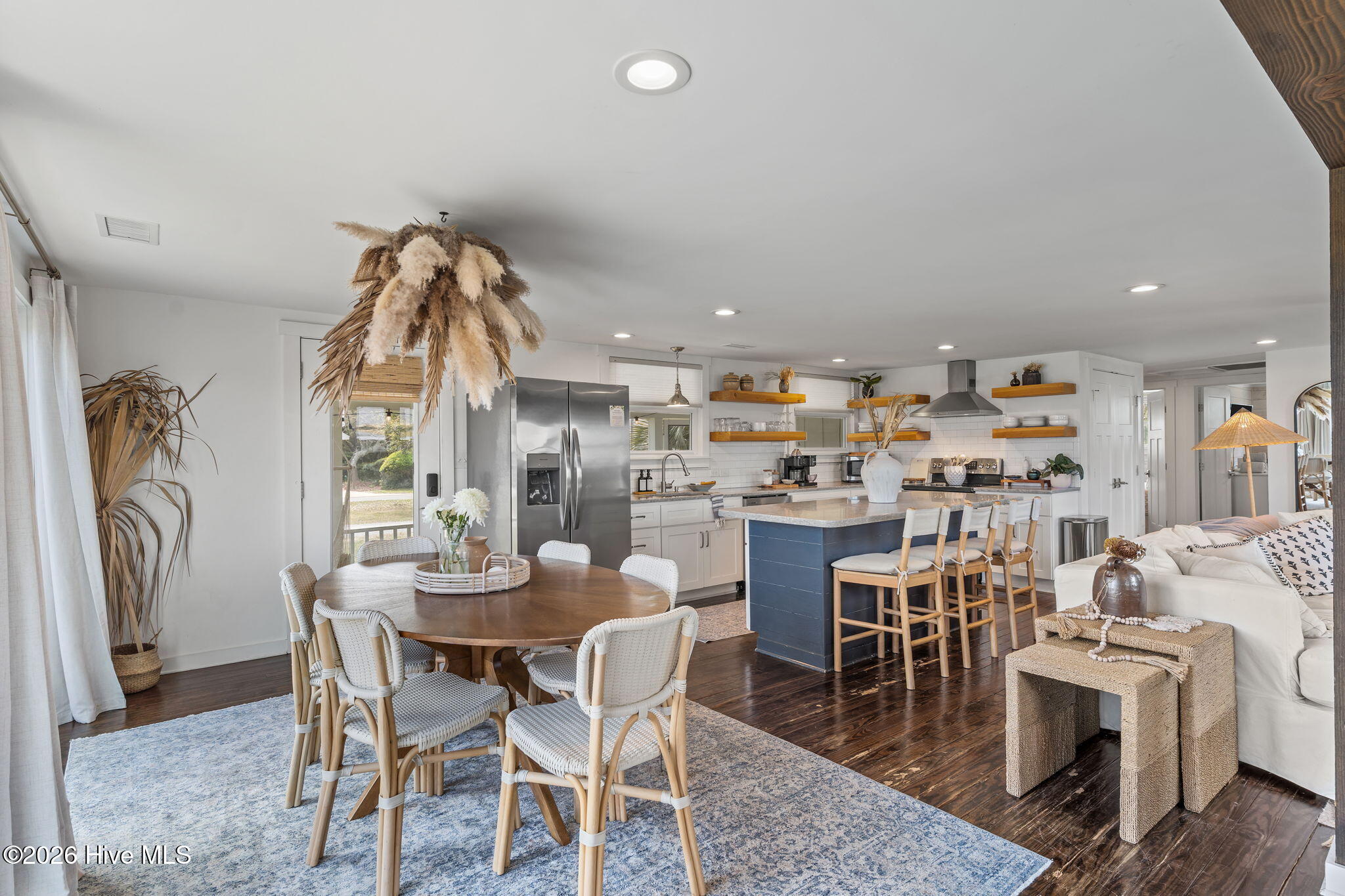 100565968 | Photo 31