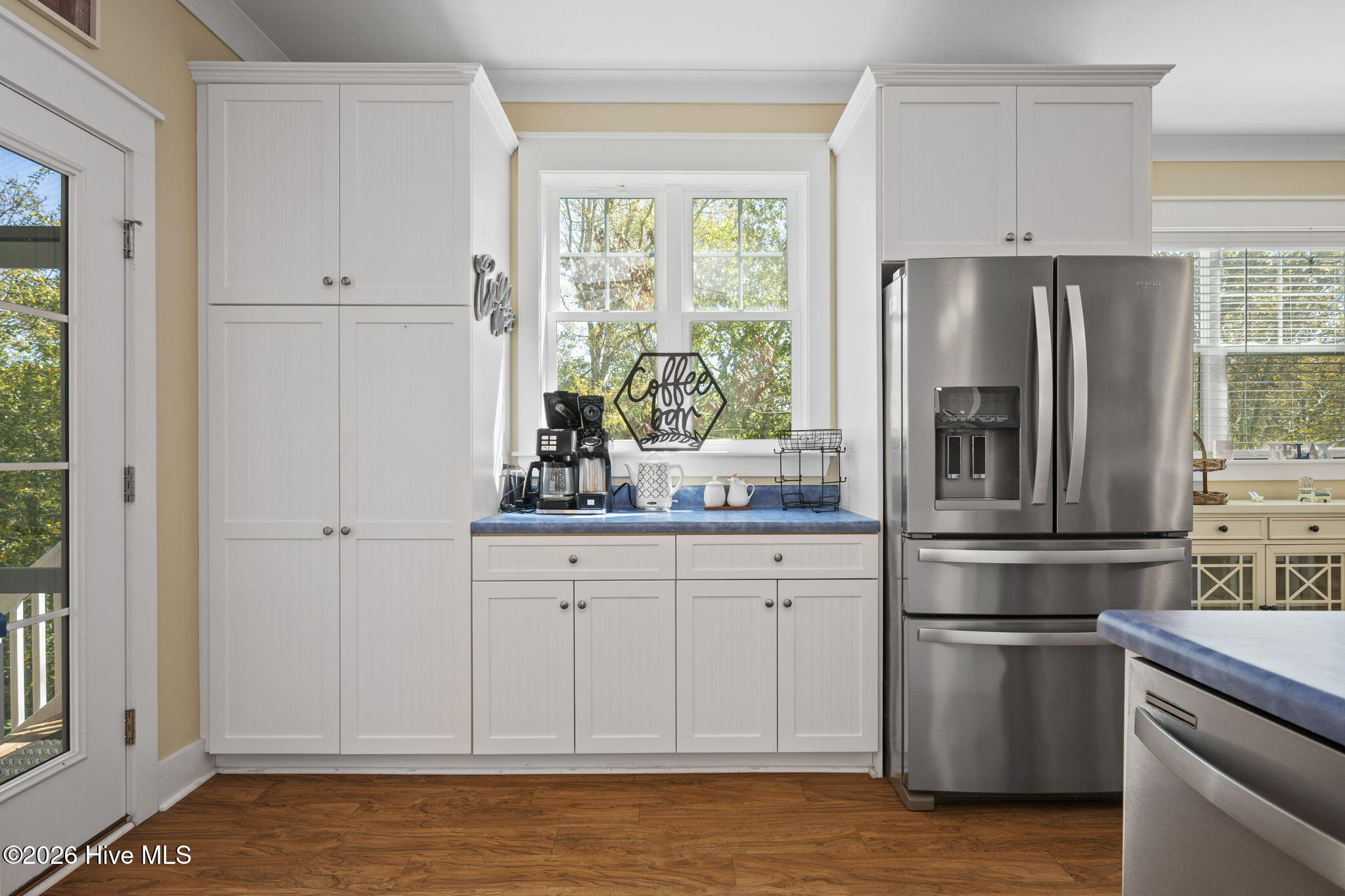 100565691 | Photo 17