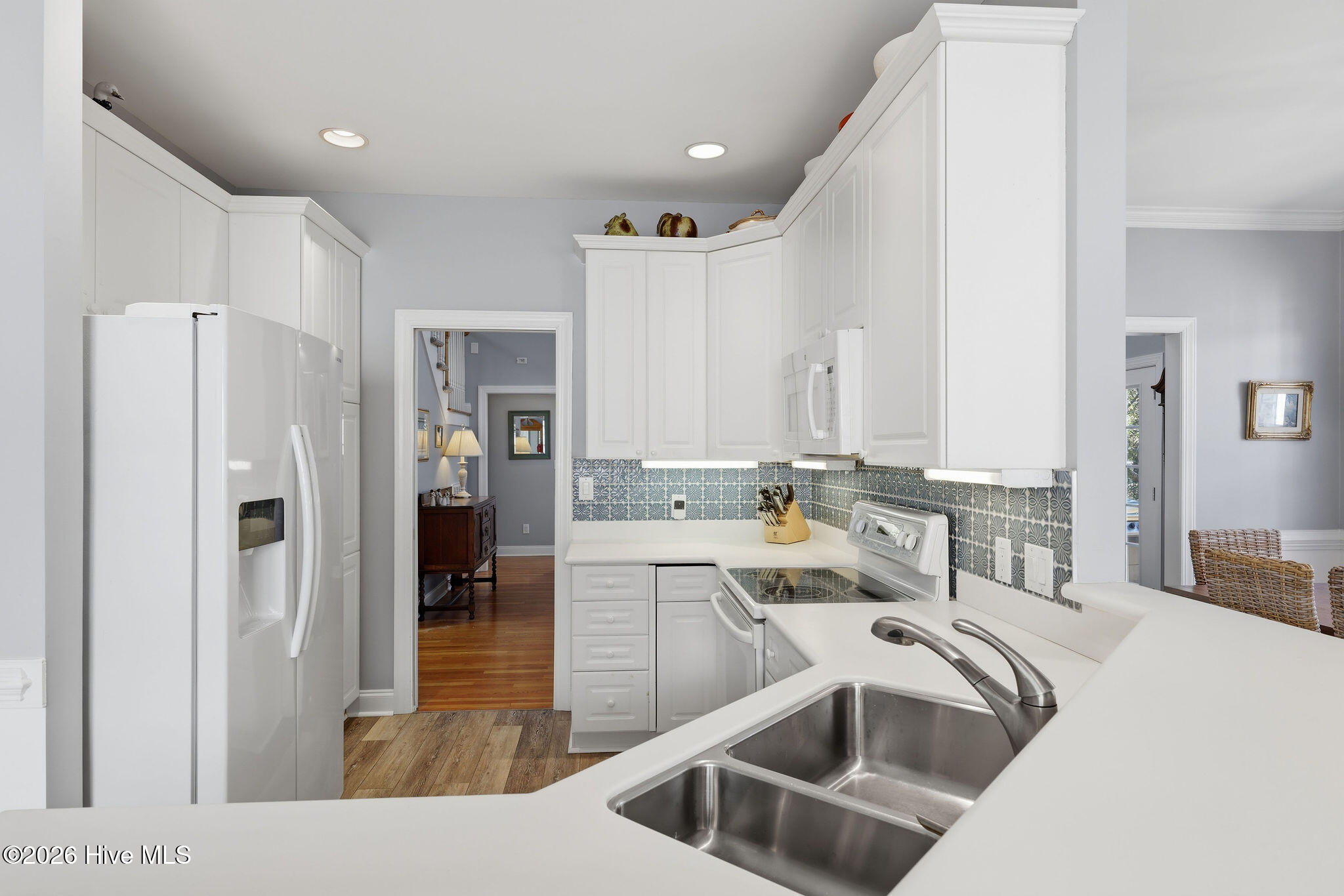 100558304 | Photo 23