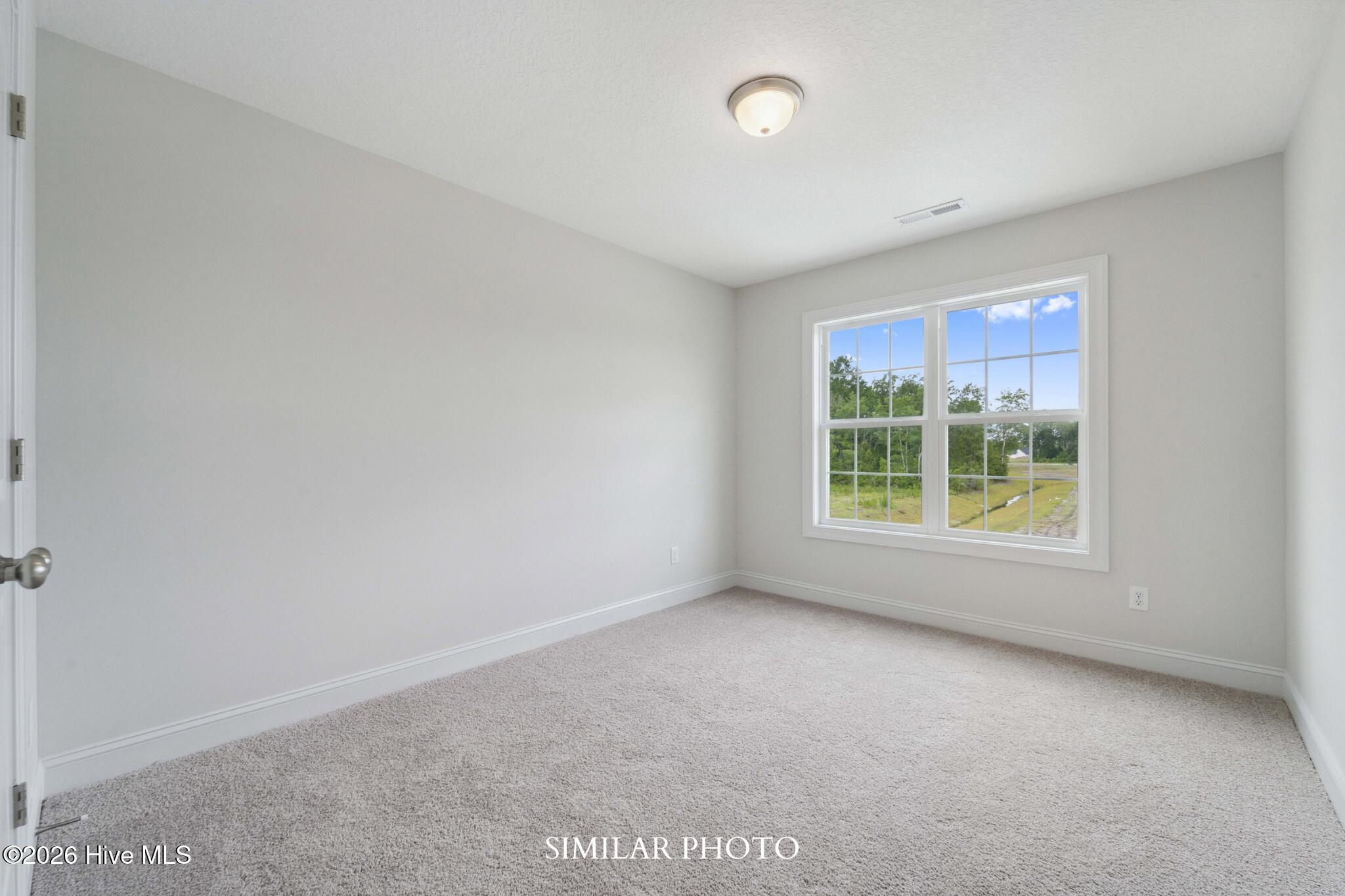 100561263 | Photo 29