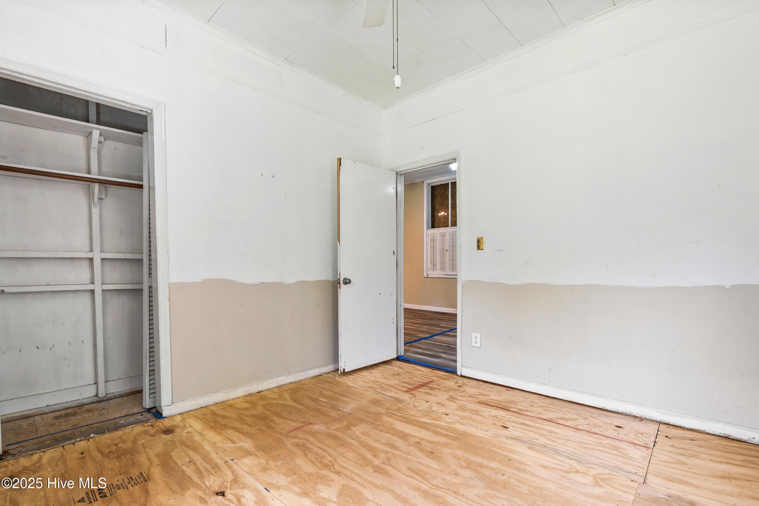 100513299 | Photo 24