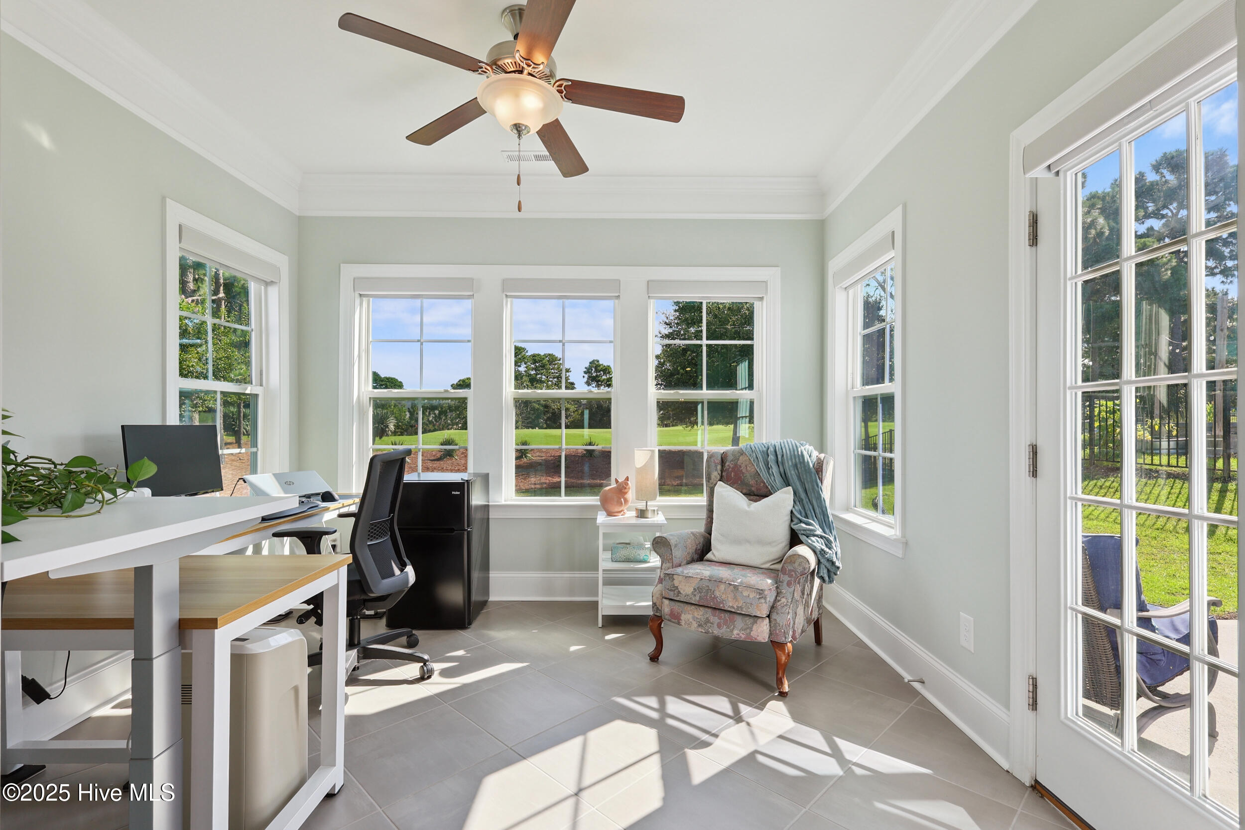 100521599 | Photo 27