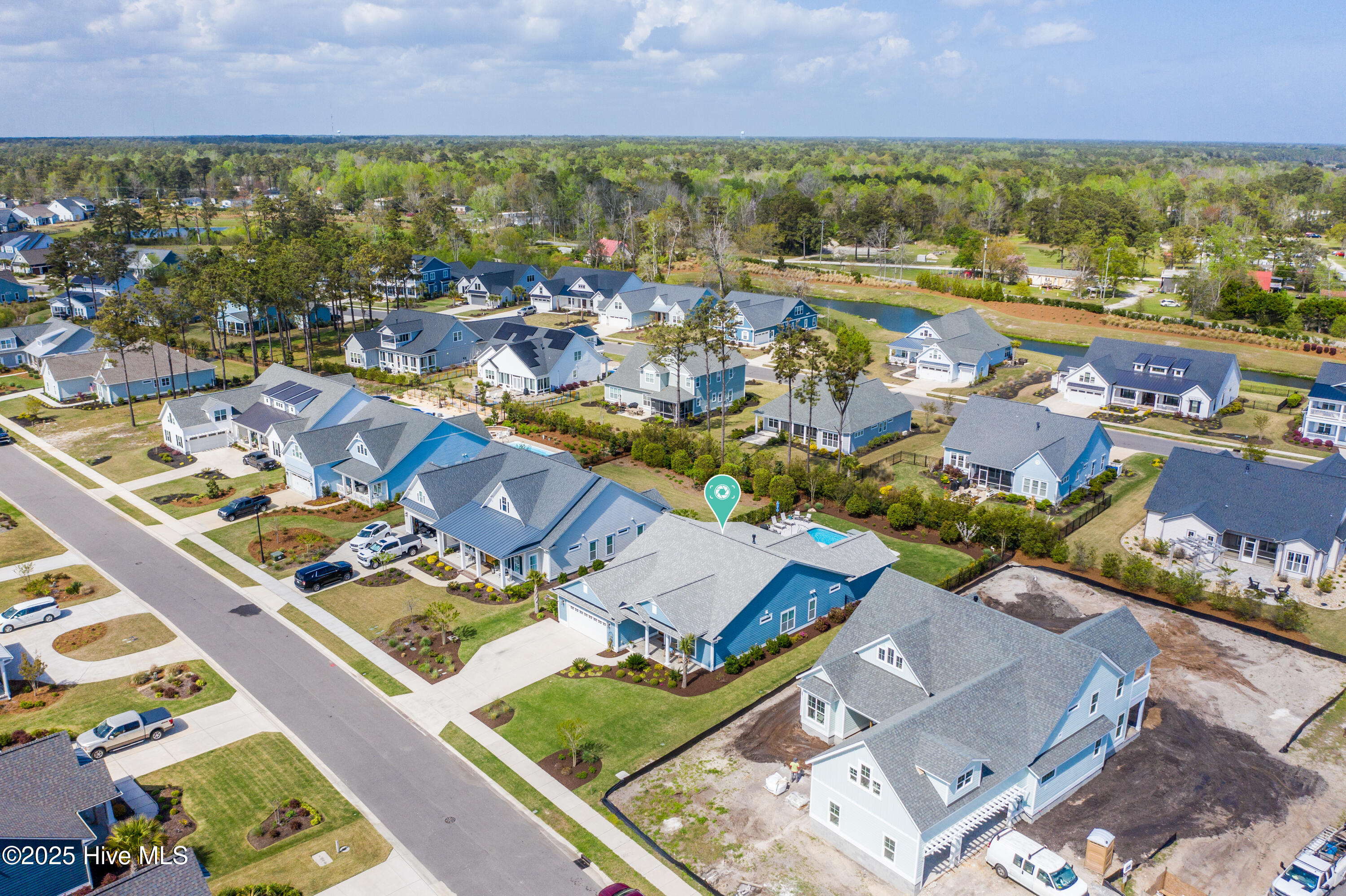 100557046 | Photo 36