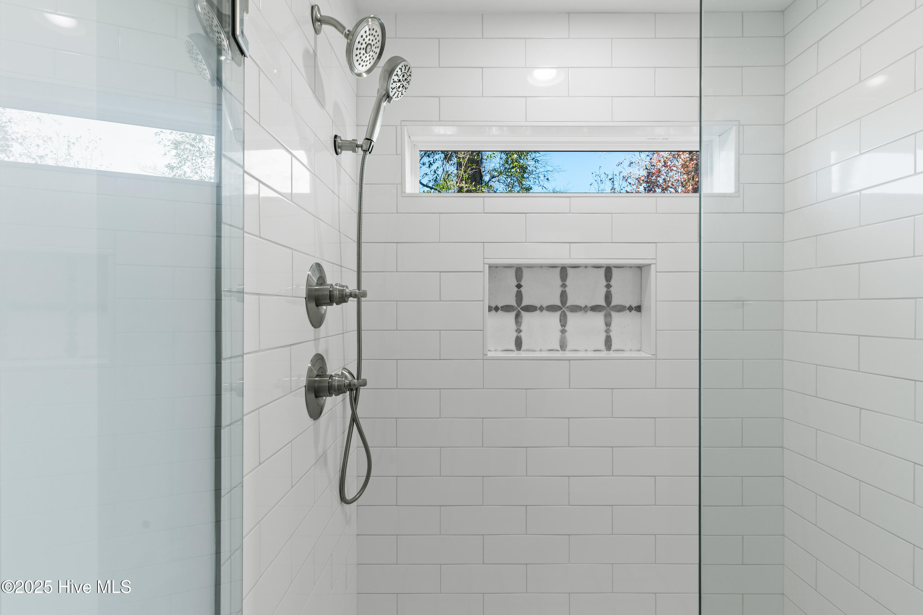 100545556 | Photo 63