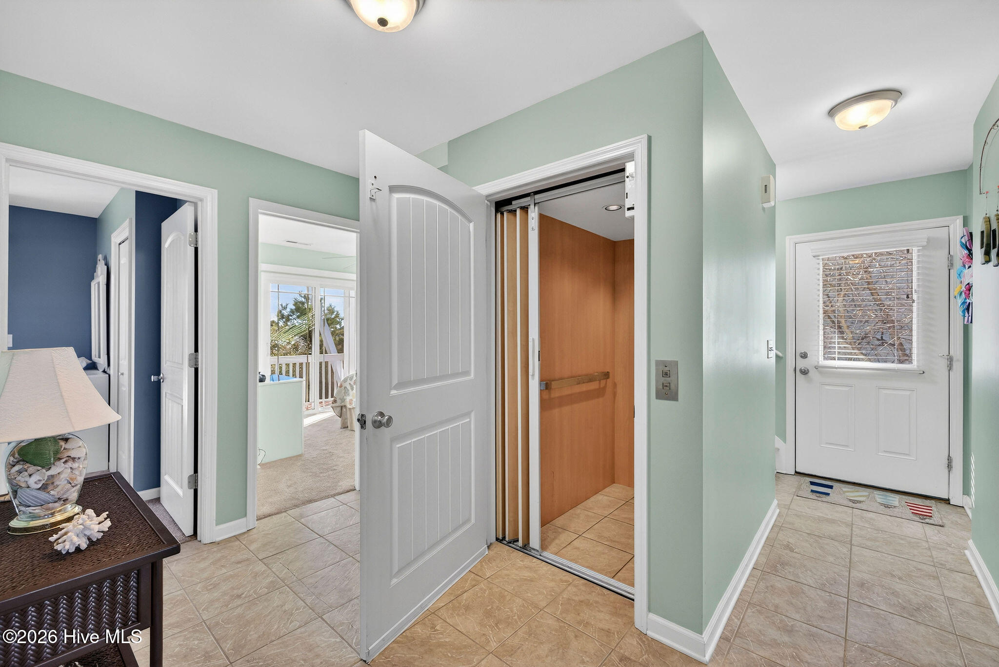 100549584 | Photo 29