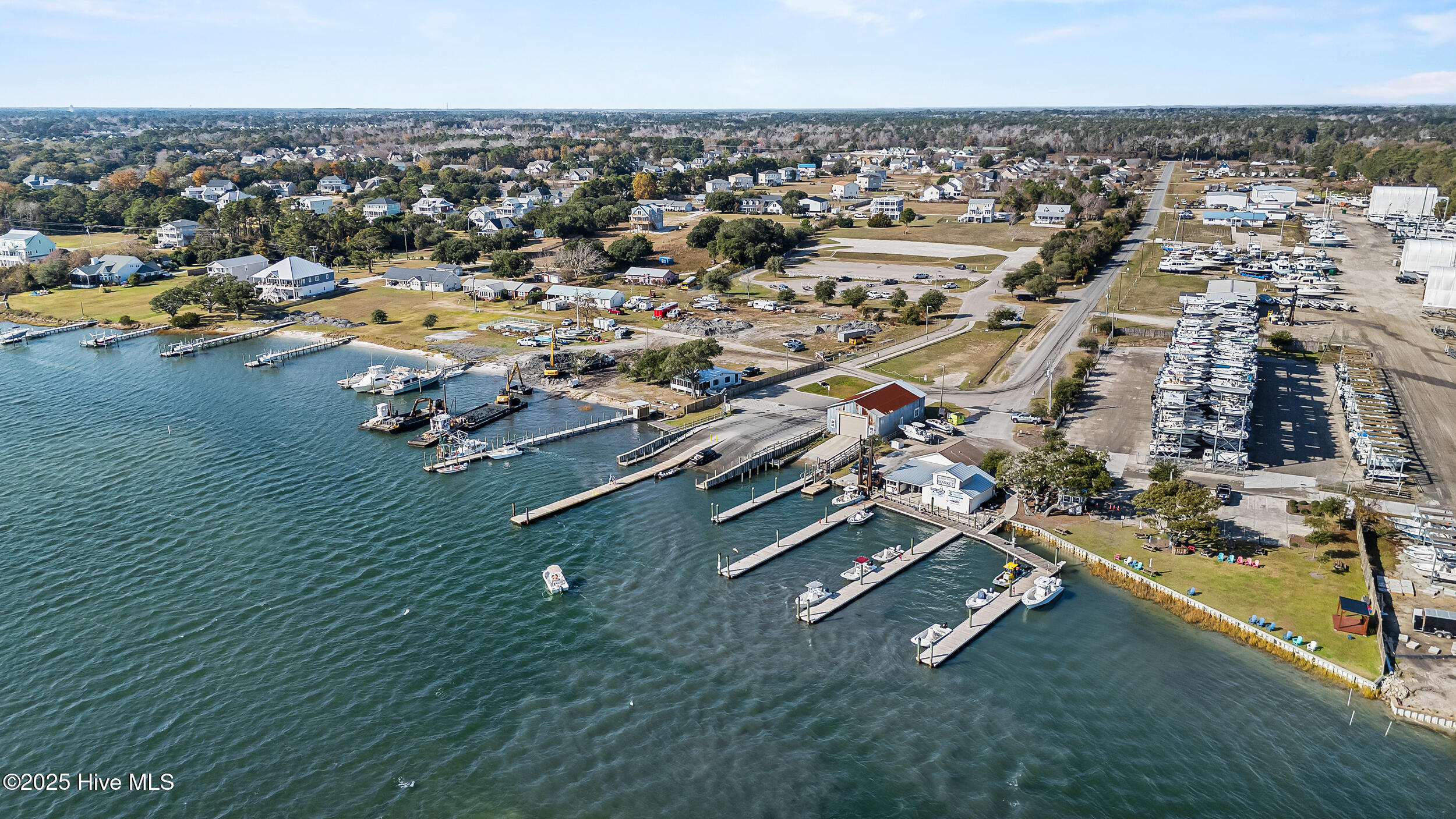 100543217 | Photo 107