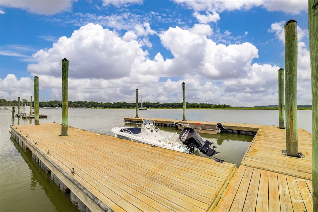 Dock