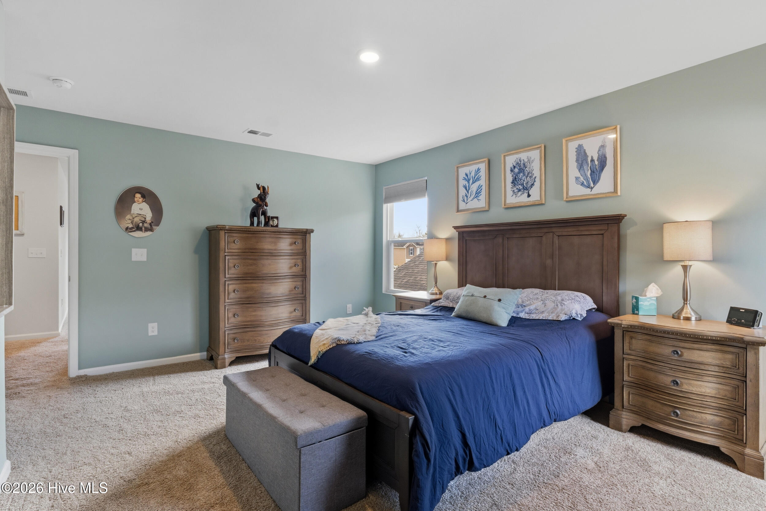 100558128 | Photo 18