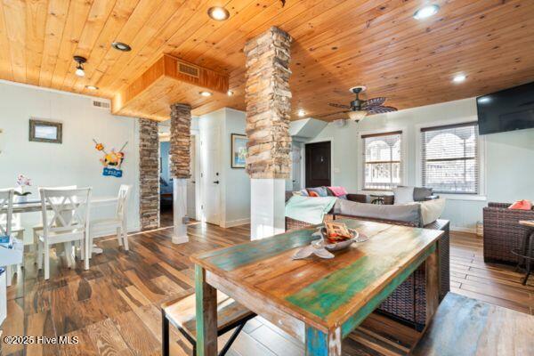 100538776 | Photo 11