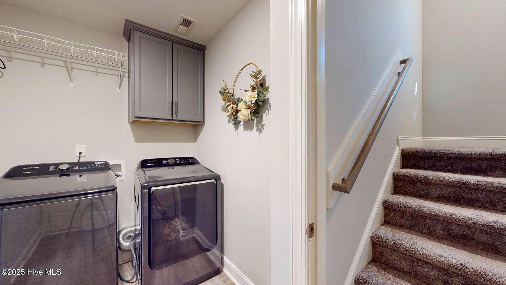 100550160 | Photo 38