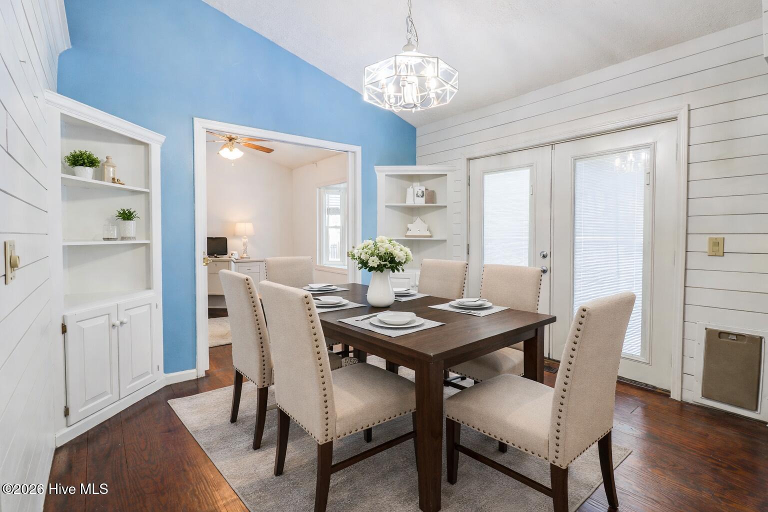 100544057 | Photo 14