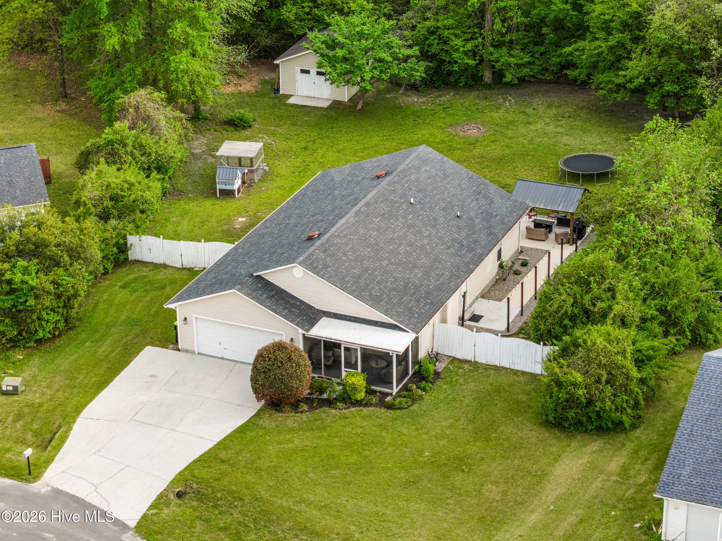 100567636 | Photo 48