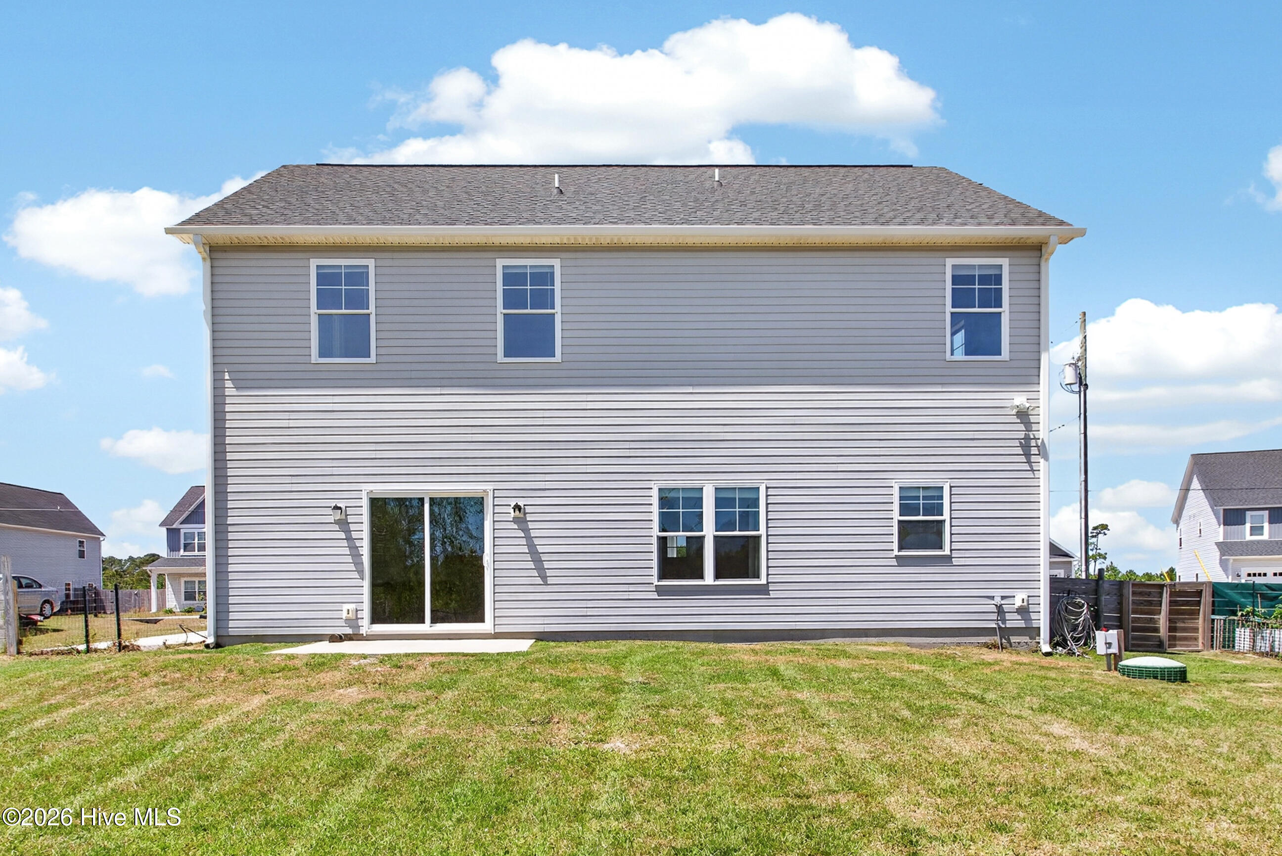 100569243 | Photo 29