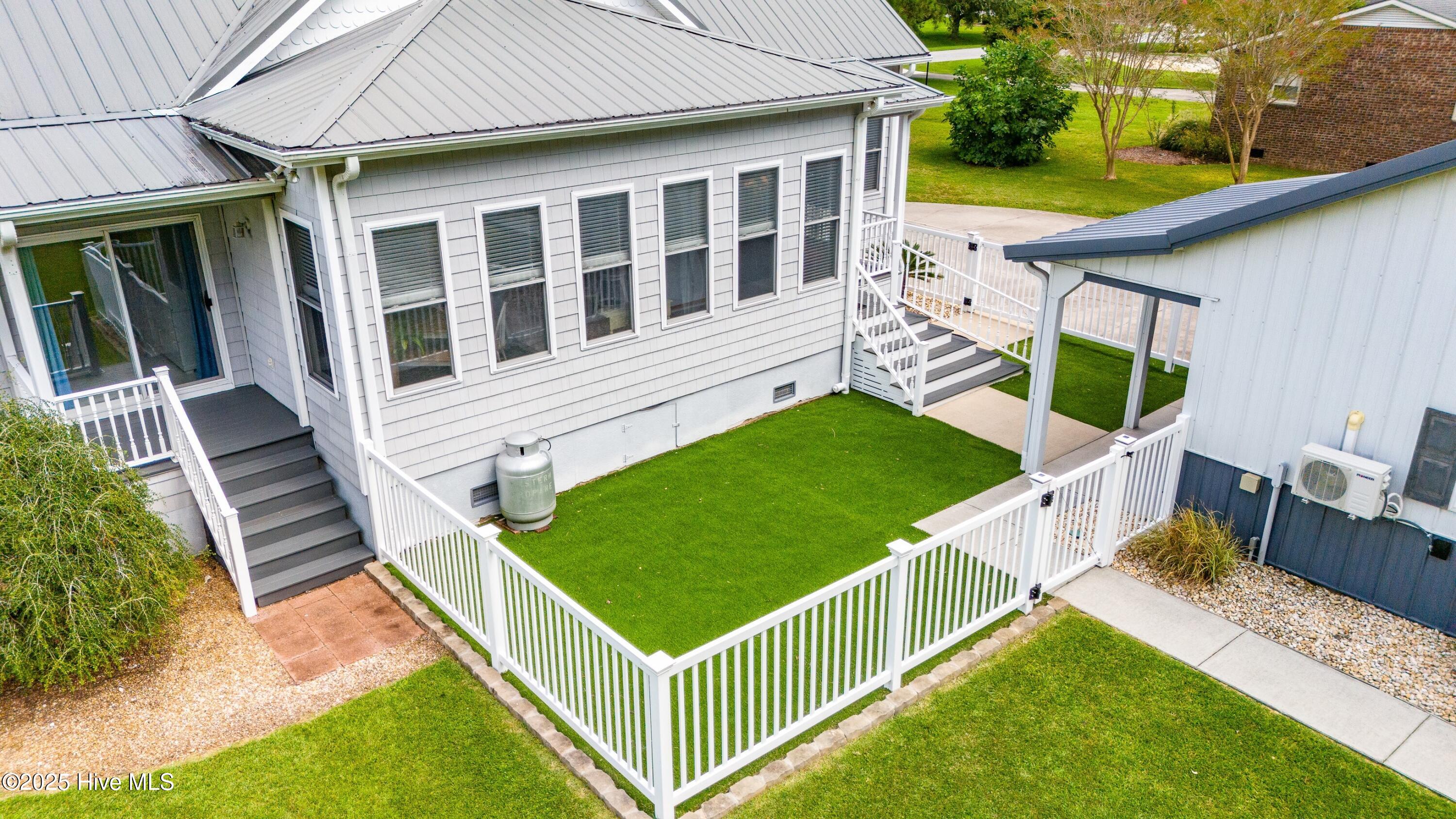 505 Ragan Road,Oriental