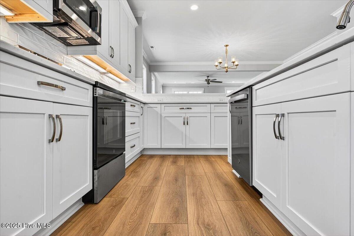 100504765 | Photo 33