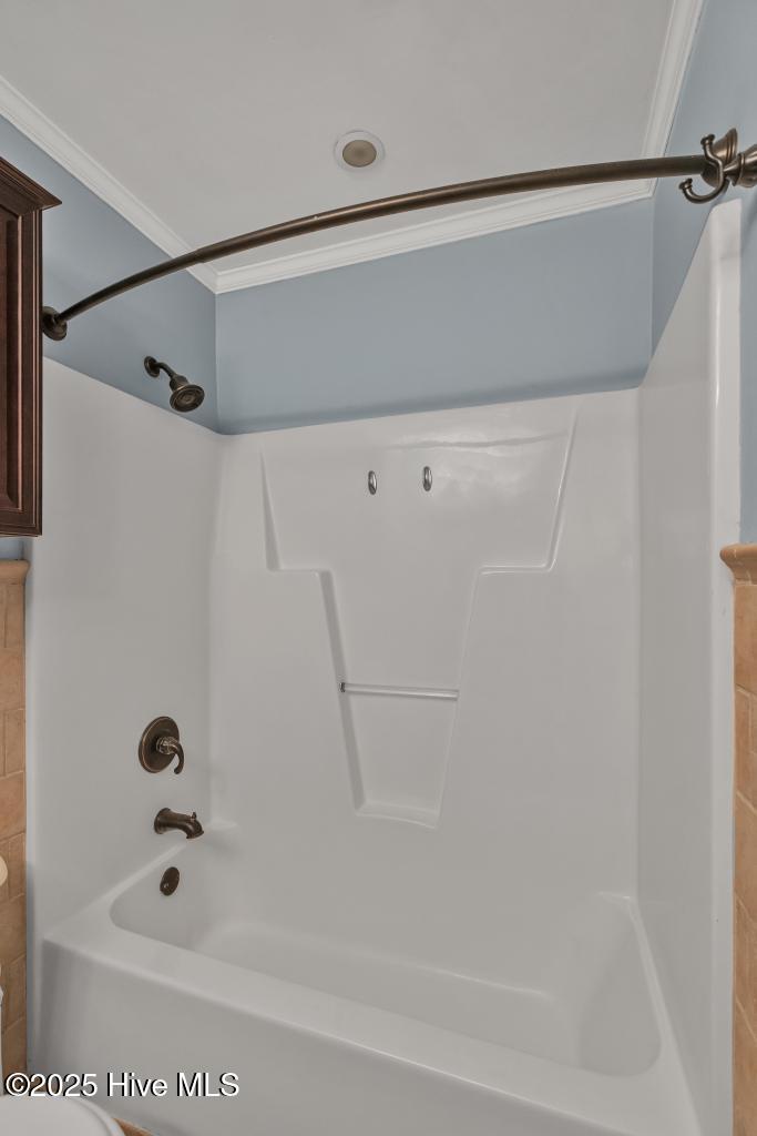 100540803 | Photo 18