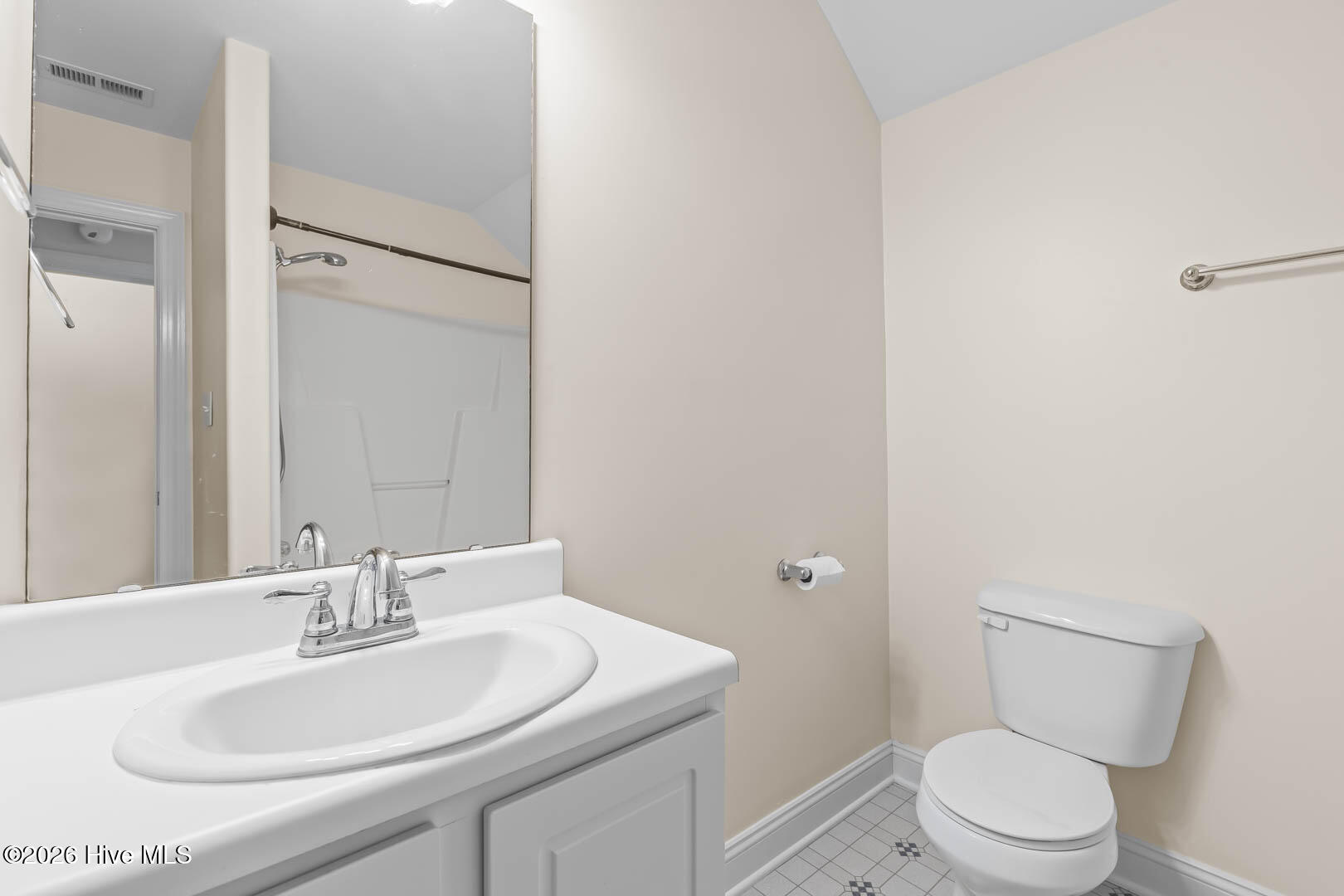 100552363 | Photo 60