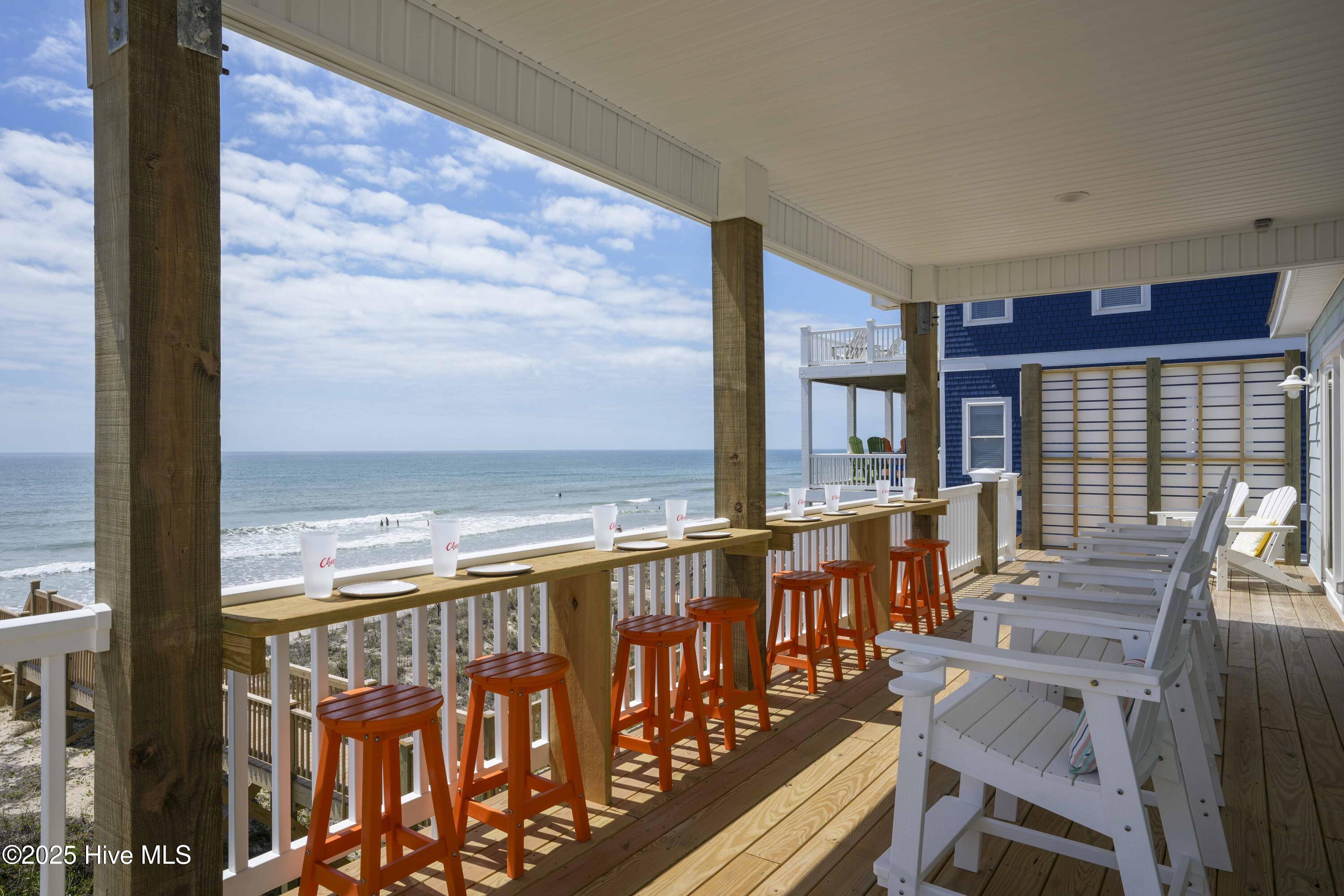 100522890 | Photo 26