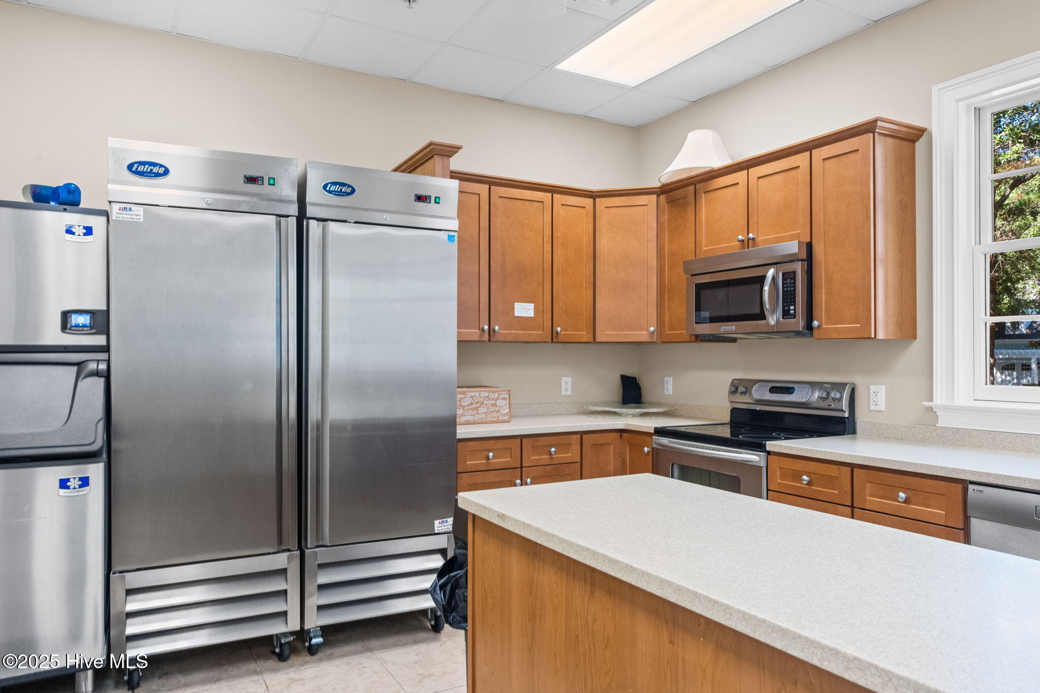 100549580 | Photo 78