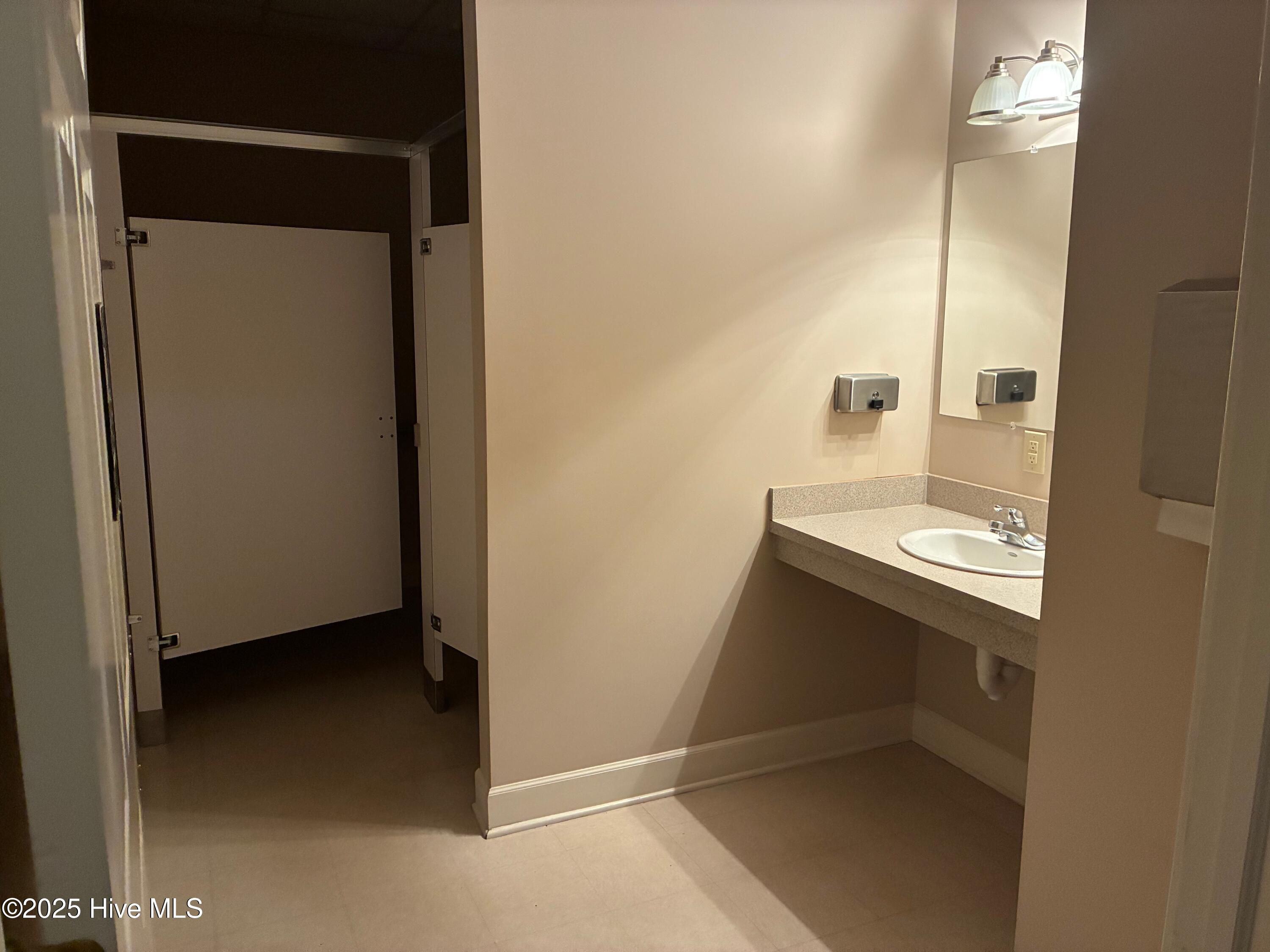 1880 W City Drive UNIT Suite B, Elizabeth City, NC, 27909