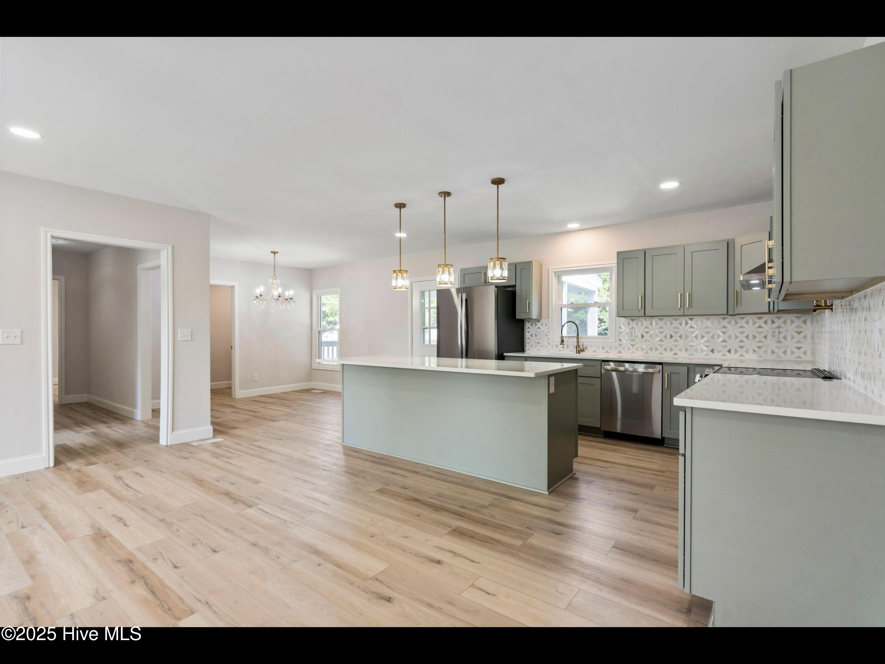 109 Inlet Court, Hampstead, NC 28443 – photo 15: mls-DSC09344