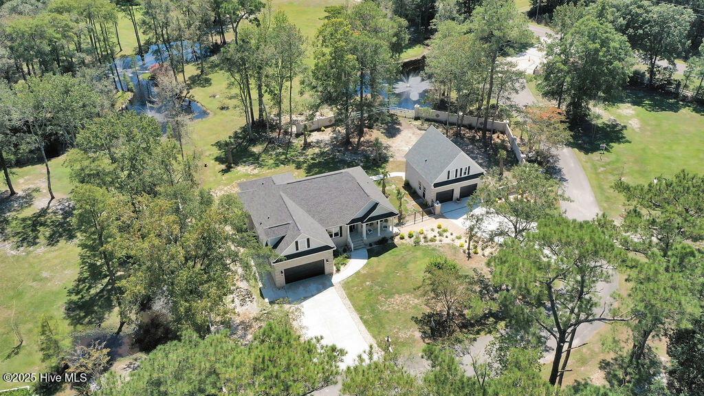 100529552 | Photo 46