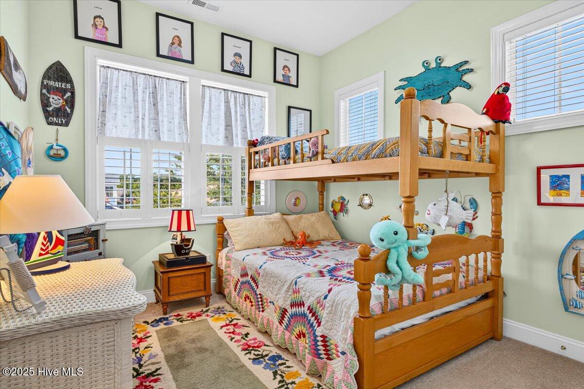 100518883 | Photo 36