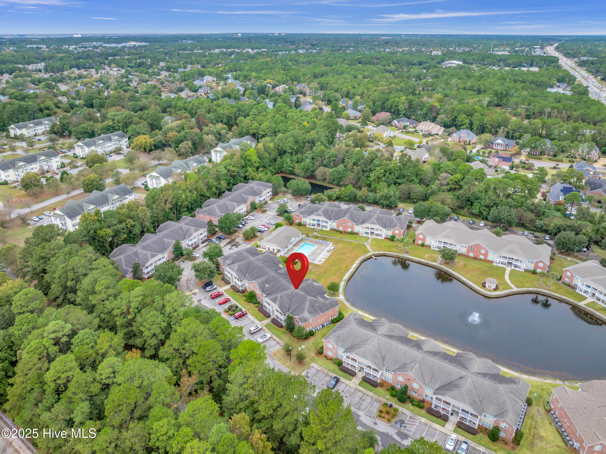 100538777 | Photo 23